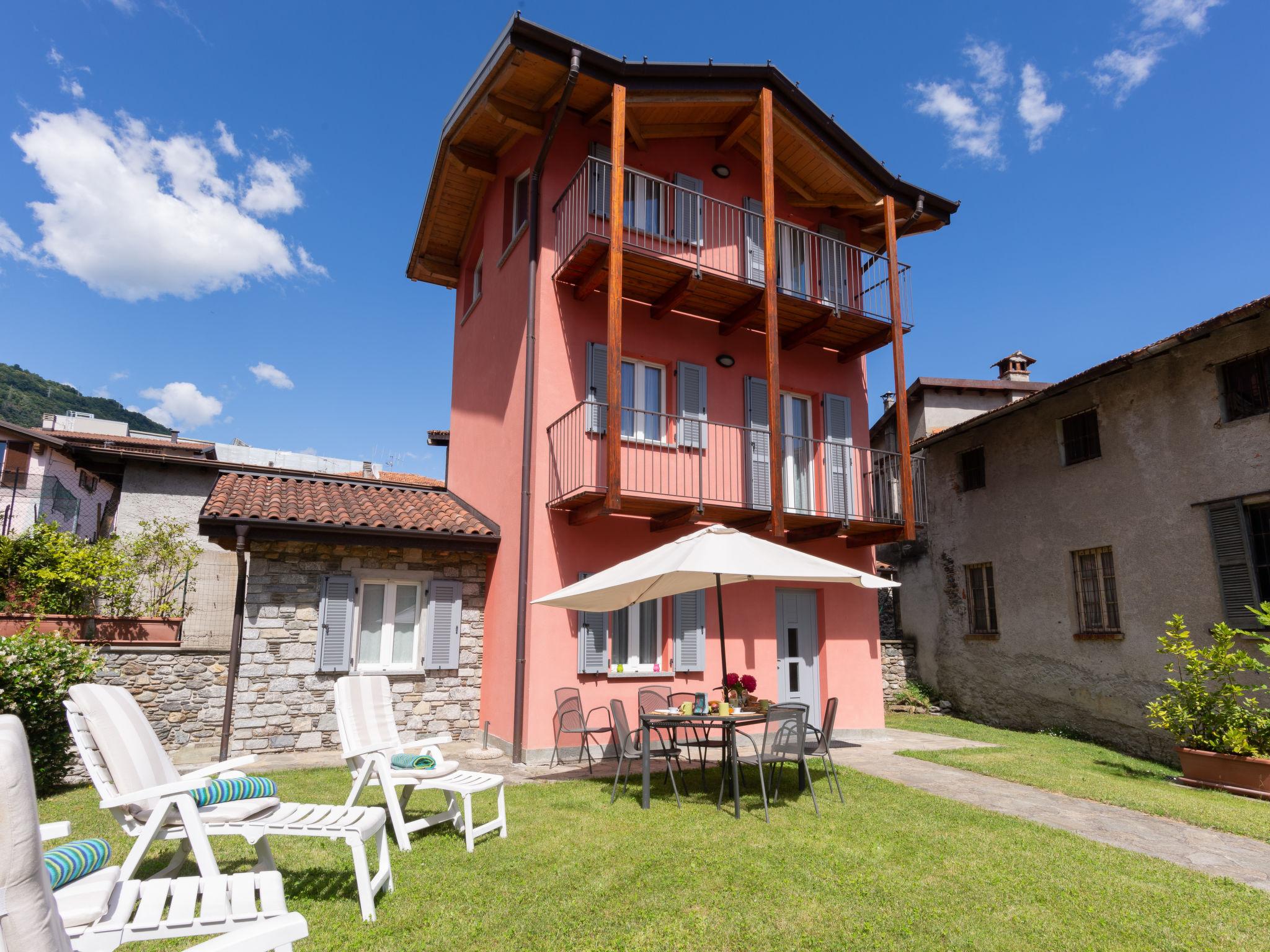 Photo 19 - Maison de 3 chambres à Gravedona ed Uniti avec jardin et terrasse