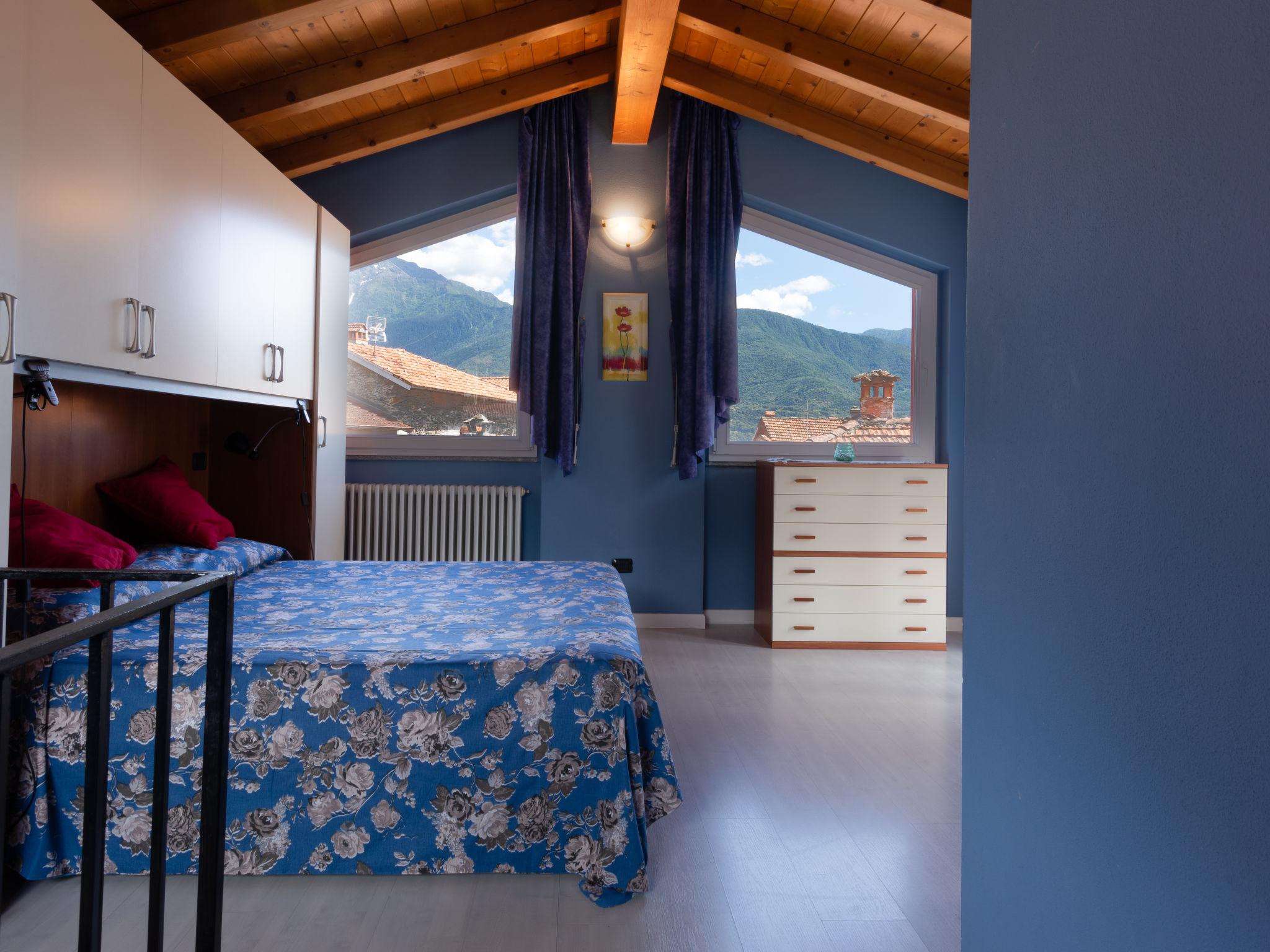 Foto 11 - Haus mit 3 Schlafzimmern in Gravedona ed Uniti mit terrasse und blick auf die berge