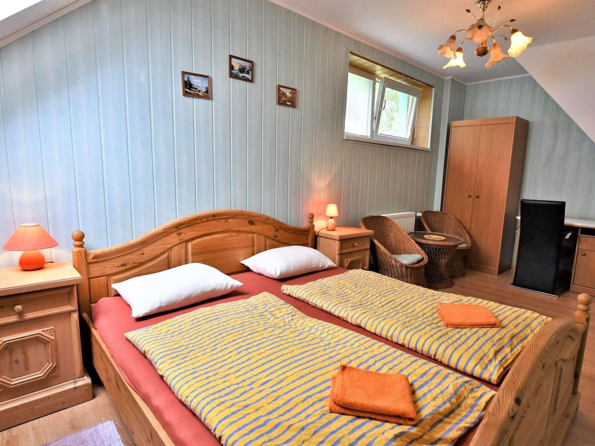 Foto 8 - Appartamento con 3 camere da letto a Štrba con giardino