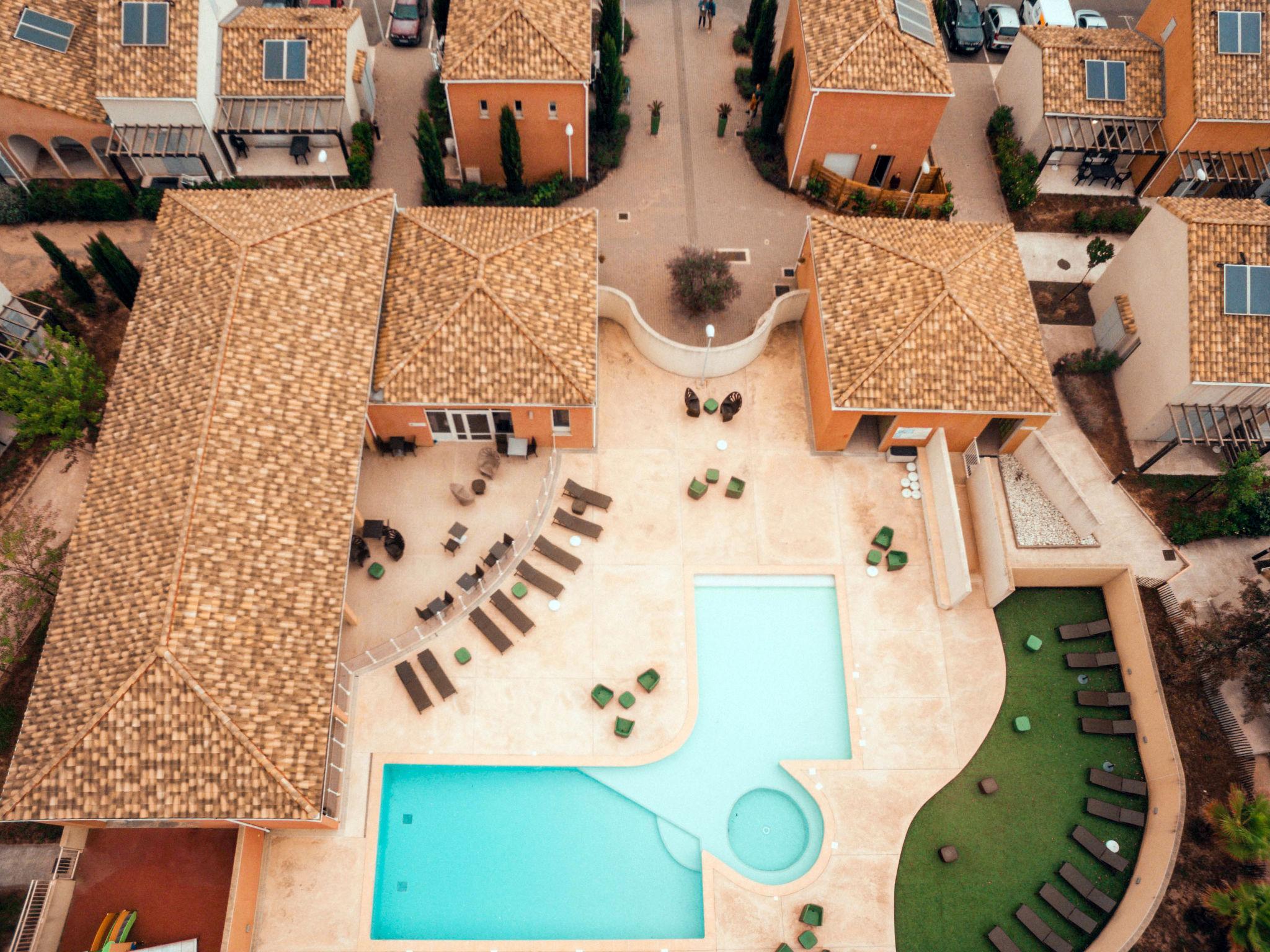 Foto 11 - Casa con 1 camera da letto a Entre-Vignes con piscina e terrazza