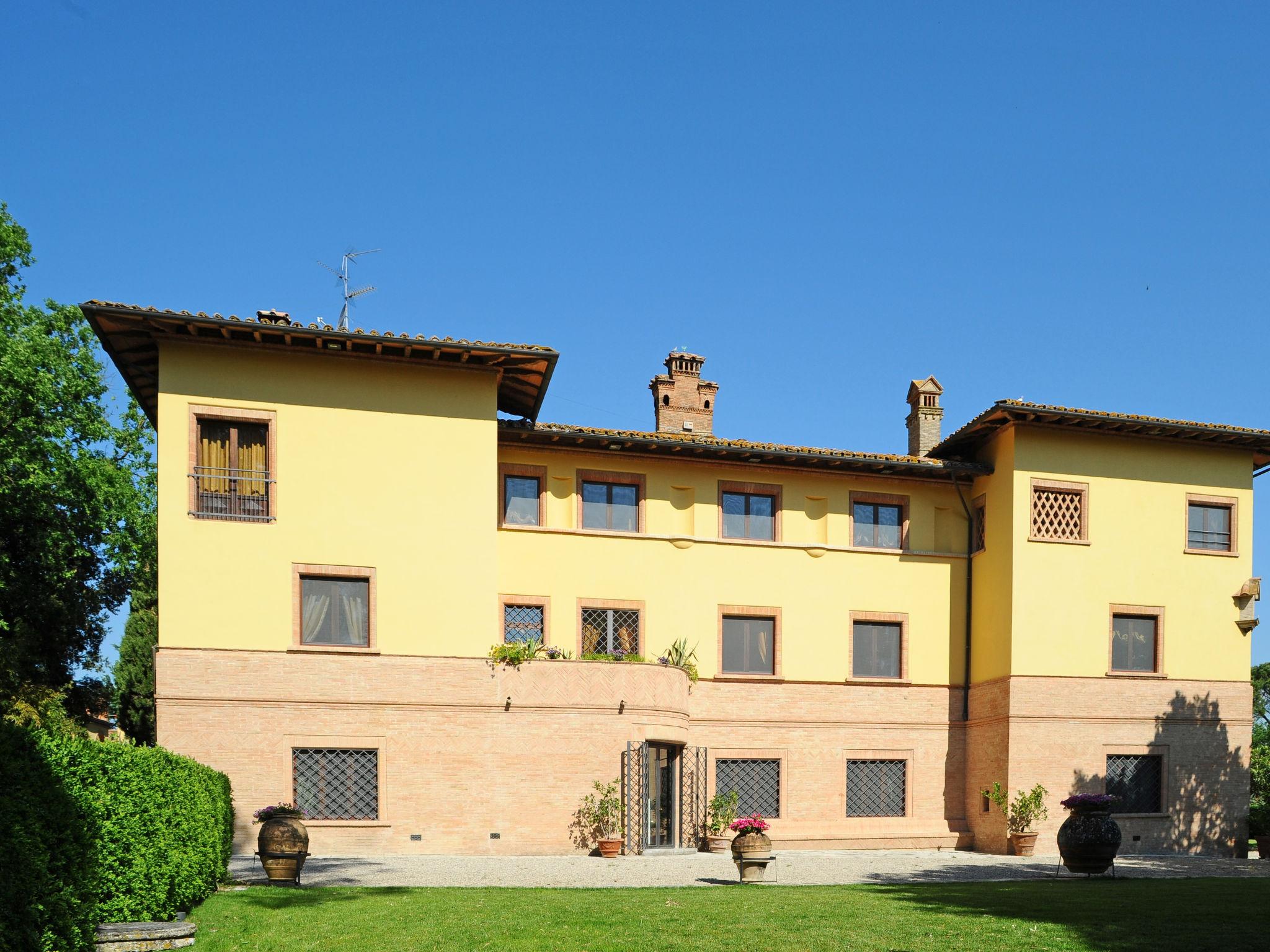 Foto 6 - Haus mit 9 Schlafzimmern in Perugia mit privater pool und garten