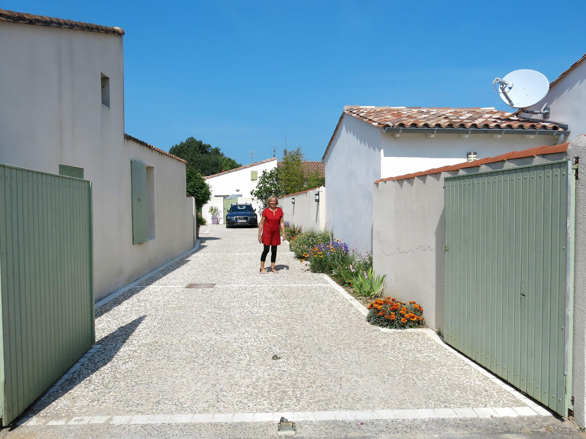 Photo 12 - Maison de 2 chambres à La Flotte avec jardin et terrasse