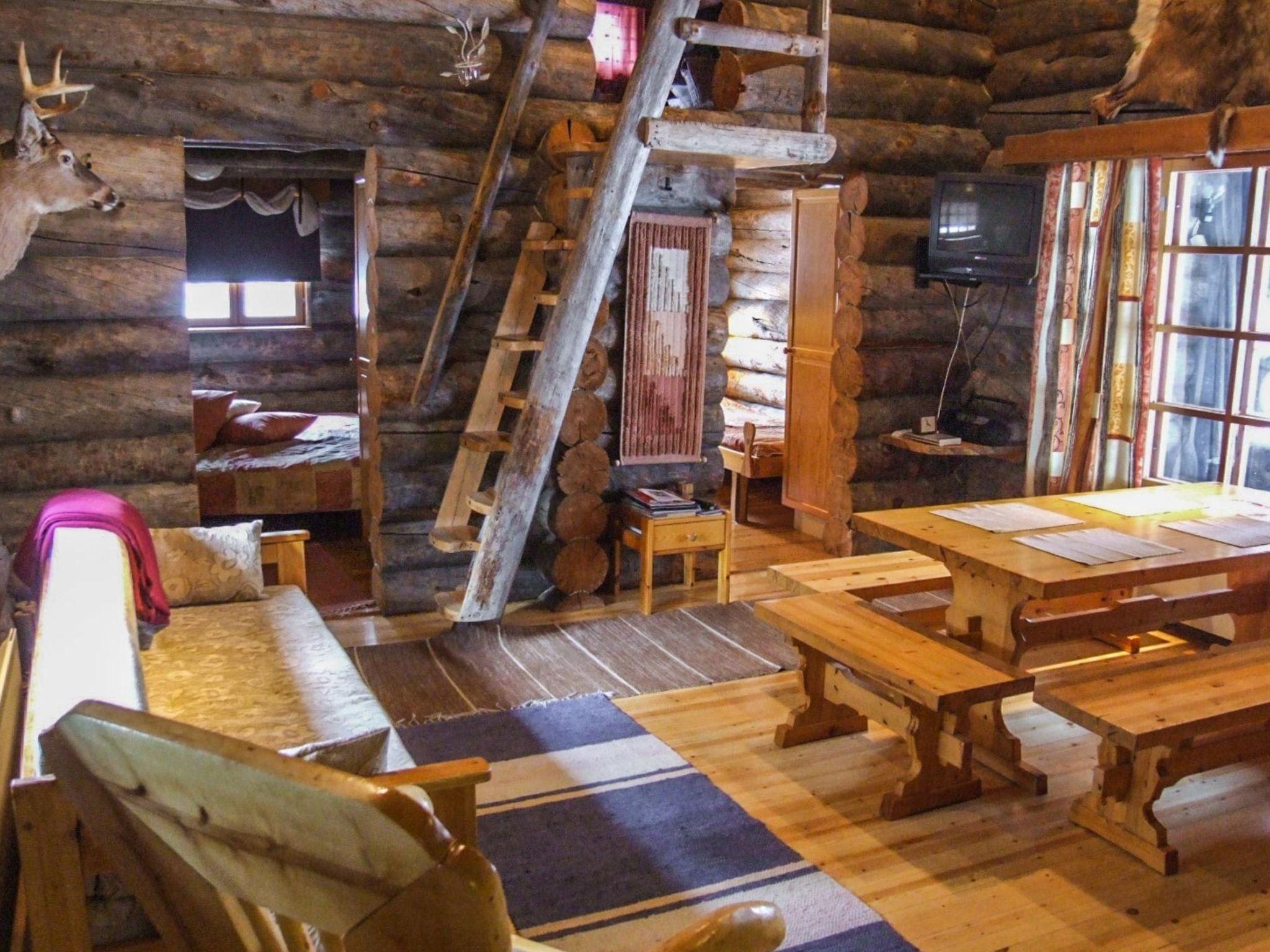 Foto 3 - Casa de 2 habitaciones en Kuusamo con sauna y vistas a la montaña