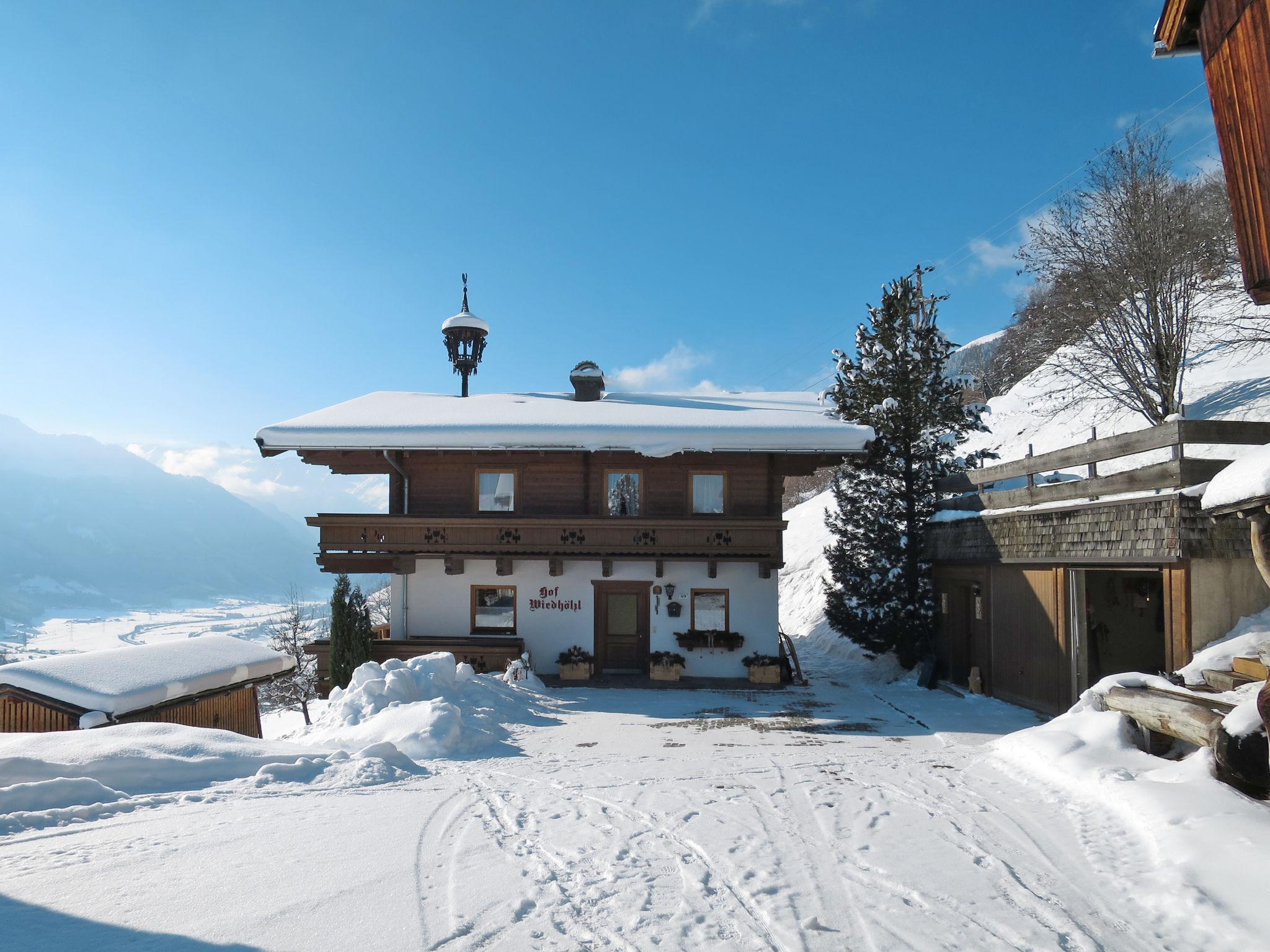 Foto 56 - Apartamento de 4 quartos em Bramberg am Wildkogel com jardim e vista para a montanha