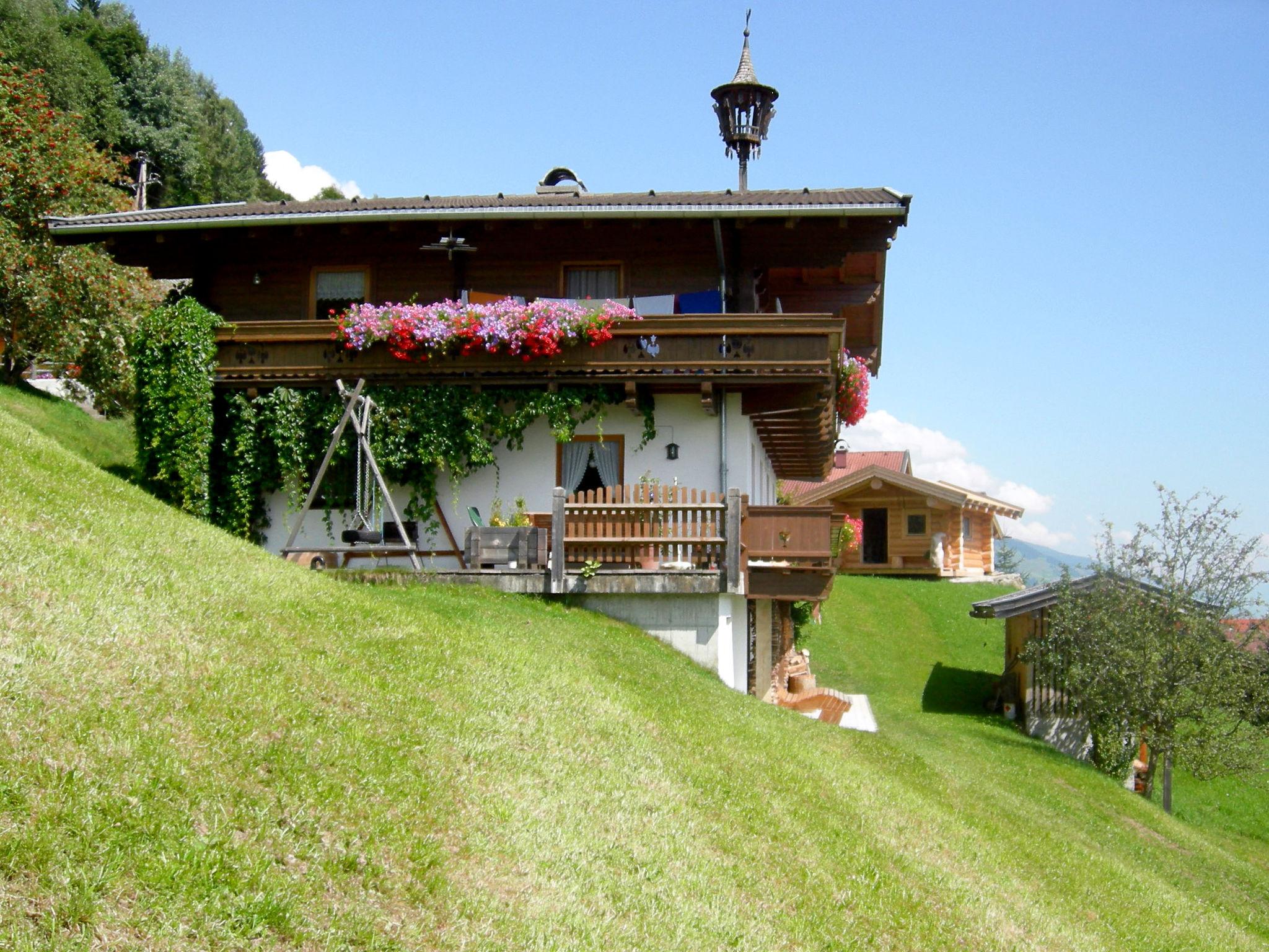 Foto 8 - Apartamento de 3 habitaciones en Bramberg am Wildkogel con jardín y vistas a la montaña