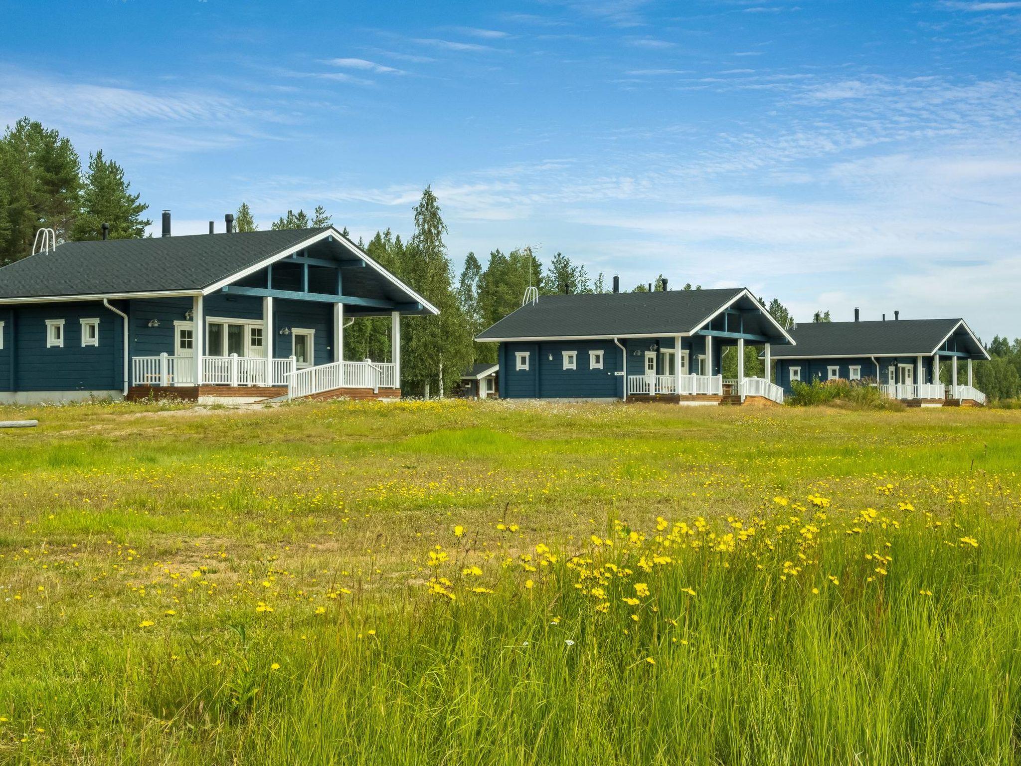 Foto 22 - Casa de 2 habitaciones en Rovaniemi con sauna y vistas a la montaña
