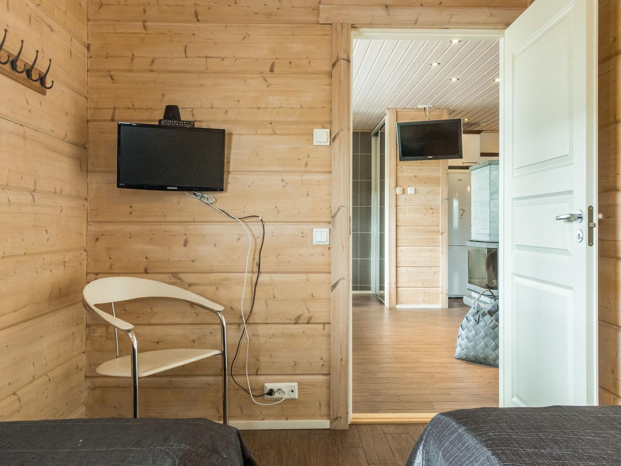 Foto 14 - Casa con 2 camere da letto a Rovaniemi con sauna e vista sulle montagne