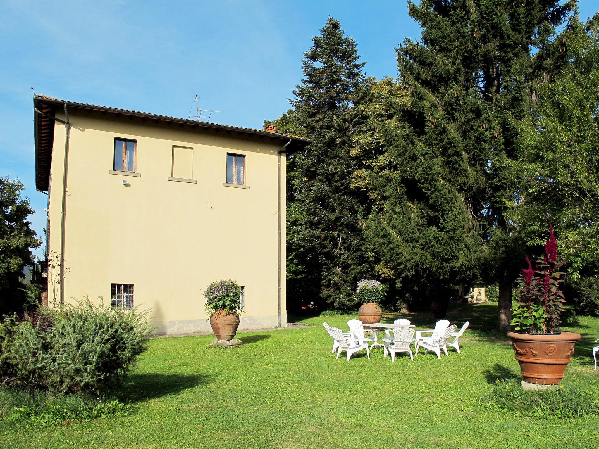 Foto 7 - Casa con 5 camere da letto a Poppi con piscina privata e giardino