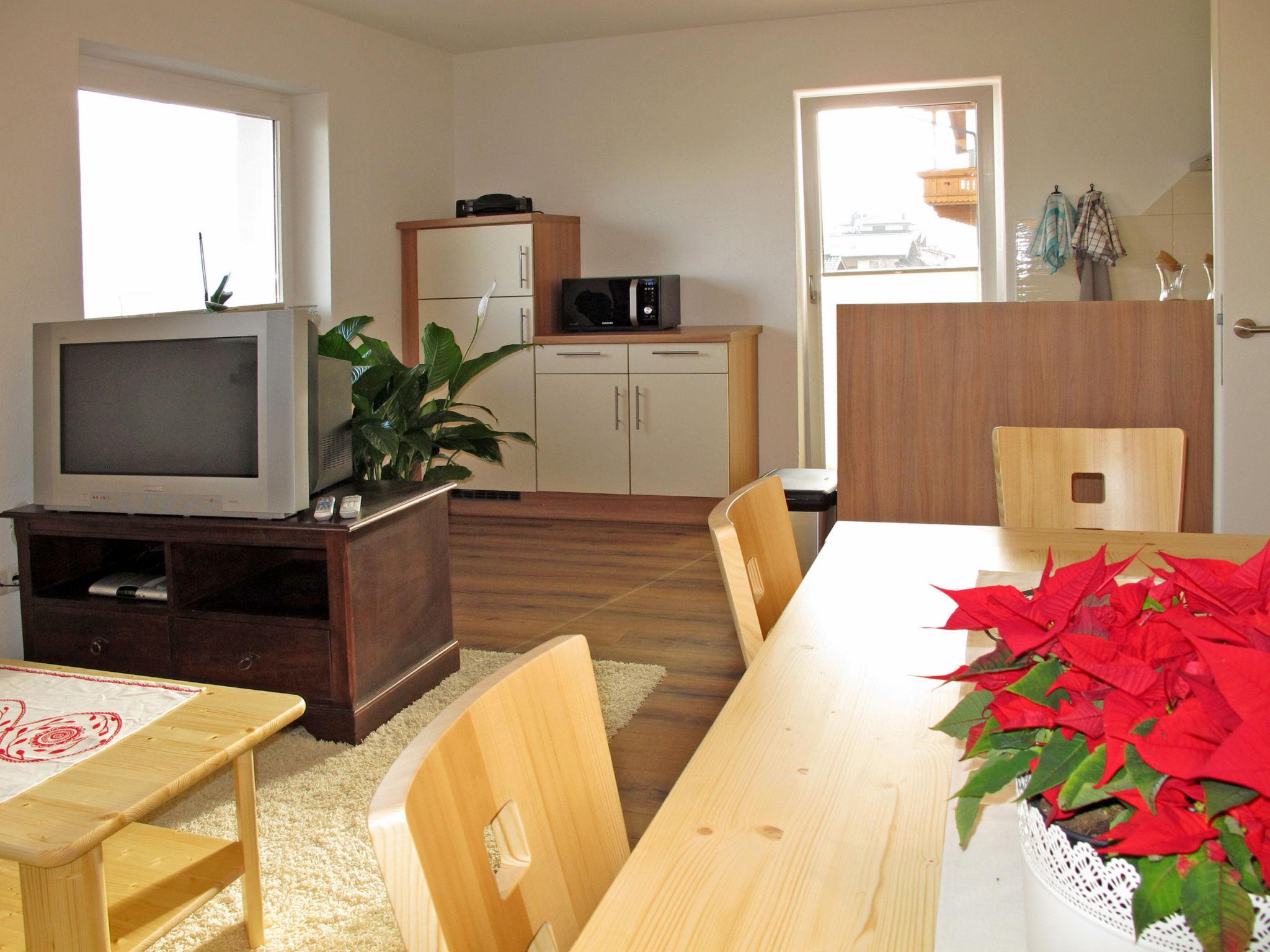 Photo 4 - 3 bedroom Apartment in Schwendau with terrace and mountain view