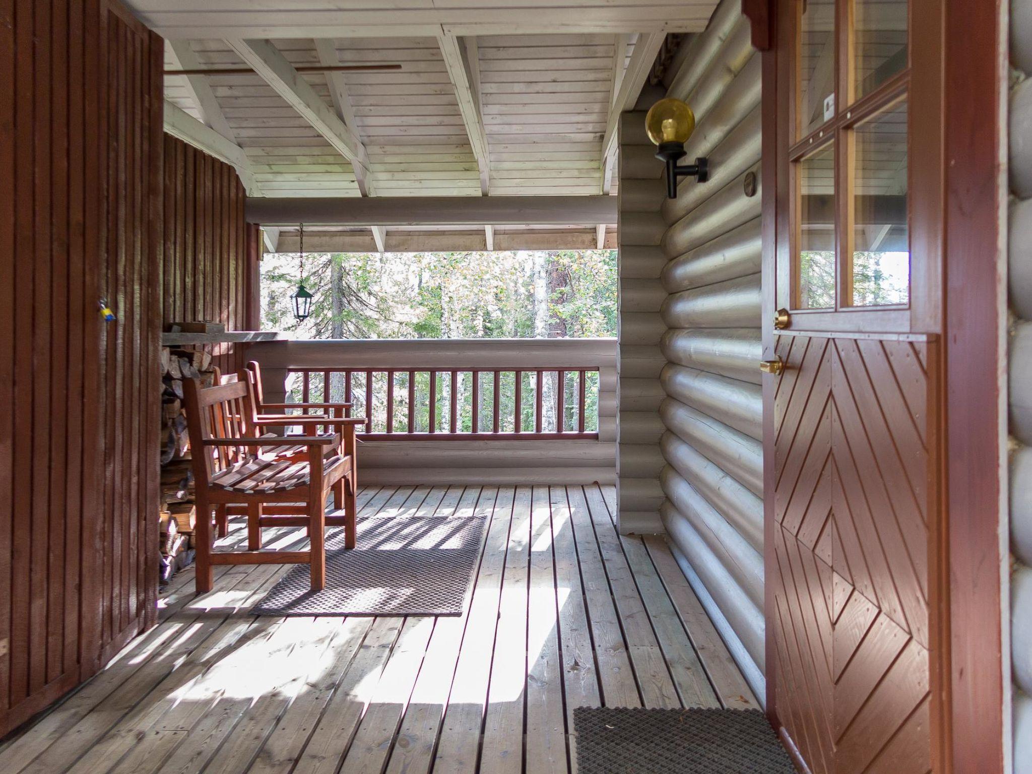 Foto 4 - Haus mit 1 Schlafzimmer in Kolari mit sauna und blick auf die berge