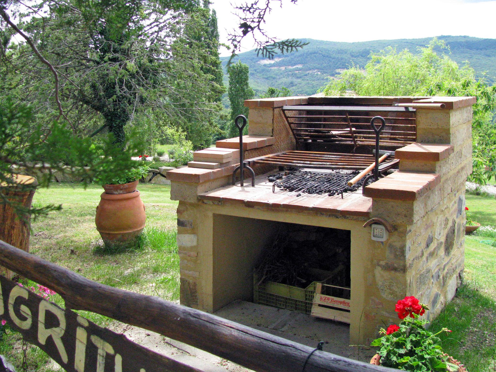 Photo 24 - Apartment in Castelnuovo di Val di Cecina with swimming pool and garden