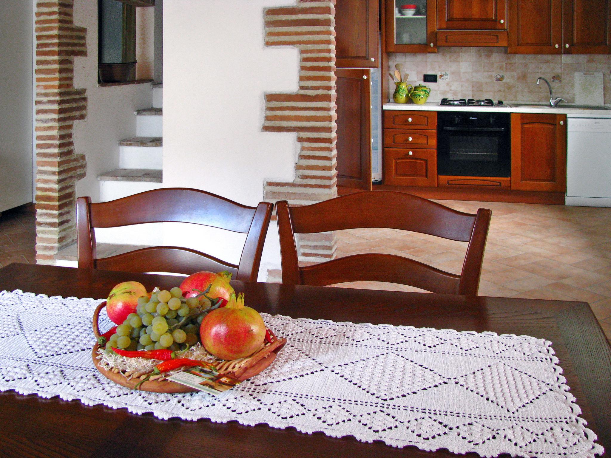 Photo 10 - Appartement en Castelnuovo di Val di Cecina avec piscine et jardin