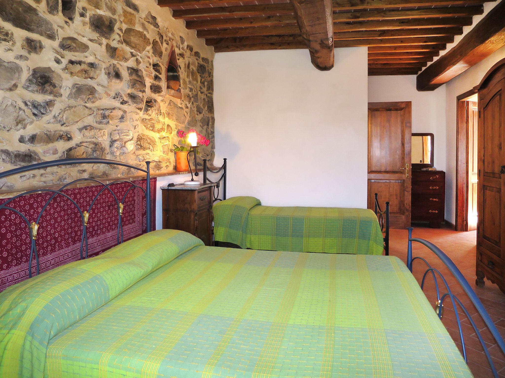 Foto 25 - Haus mit 3 Schlafzimmern in Castelnuovo di Val di Cecina mit privater pool und garten