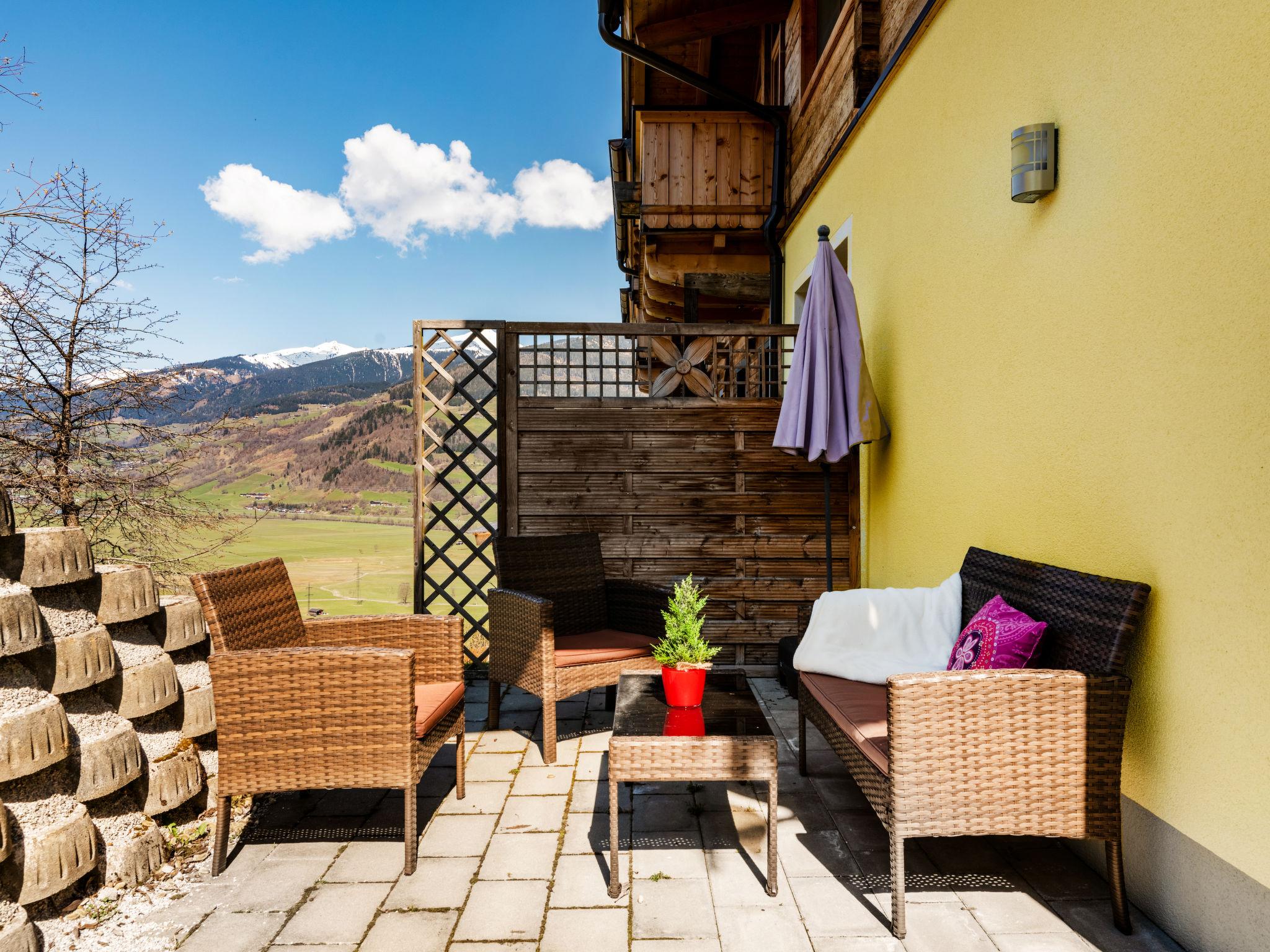 Foto 2 - Apartamento de 2 habitaciones en Piesendorf con piscina y vistas a la montaña