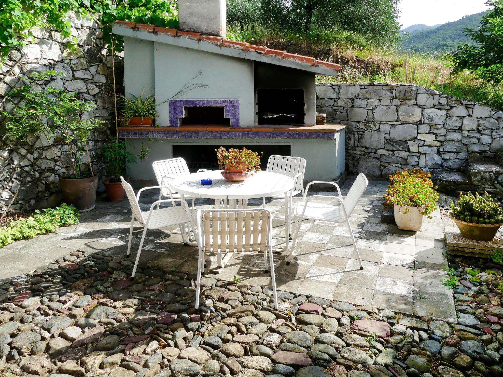 Photo 5 - Appartement de 2 chambres à Sestri Levante avec jardin et terrasse