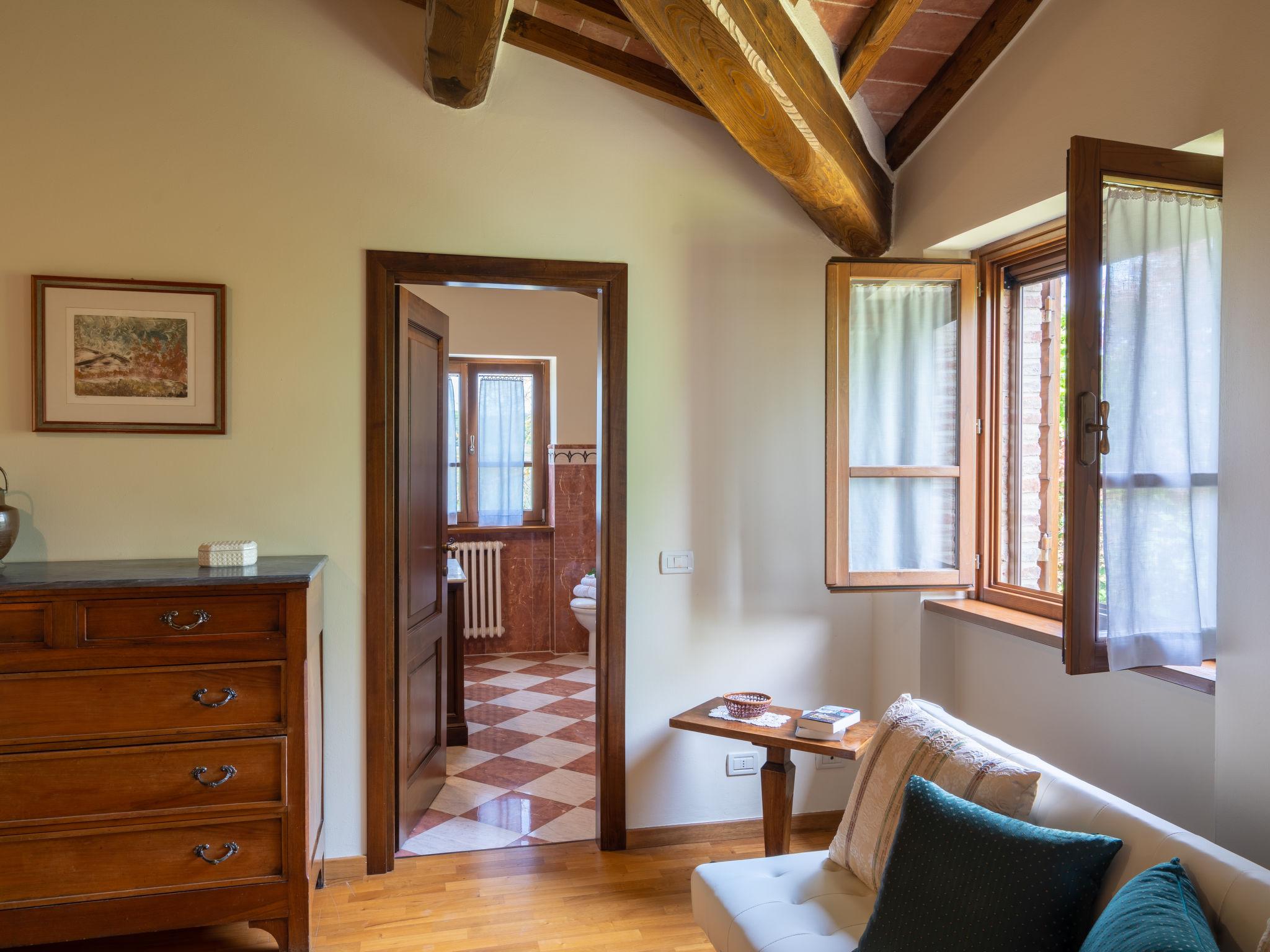 Photo 20 - Maison de 5 chambres à Civitella in Val di Chiana avec piscine privée et jardin