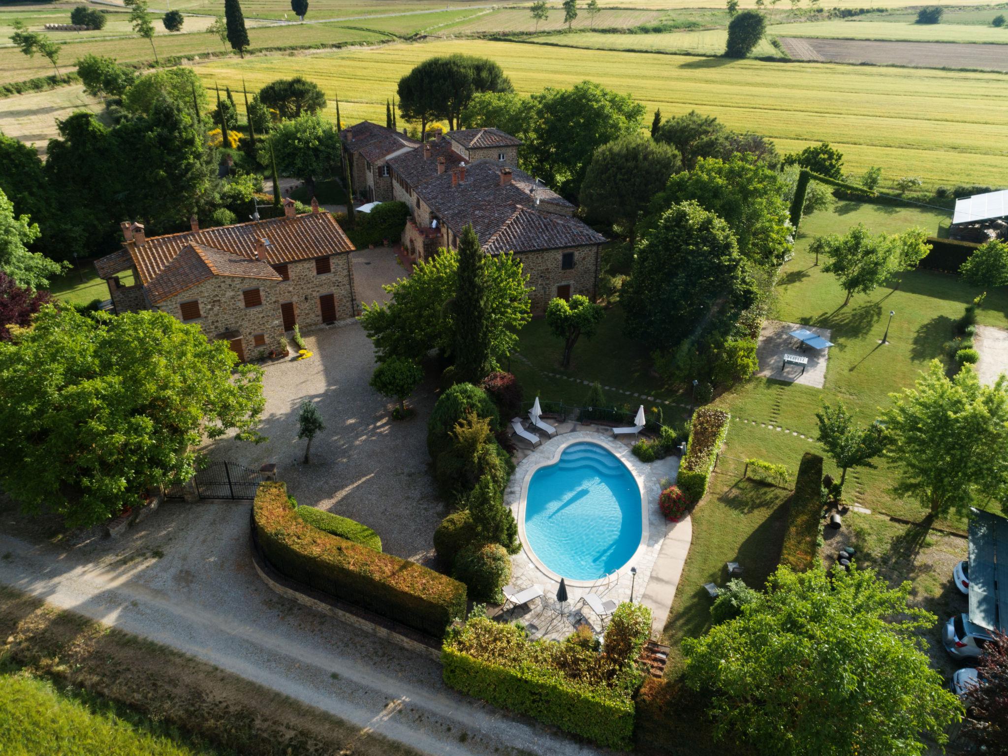 Foto 32 - Casa de 2 habitaciones en Civitella in Val di Chiana con piscina y jardín