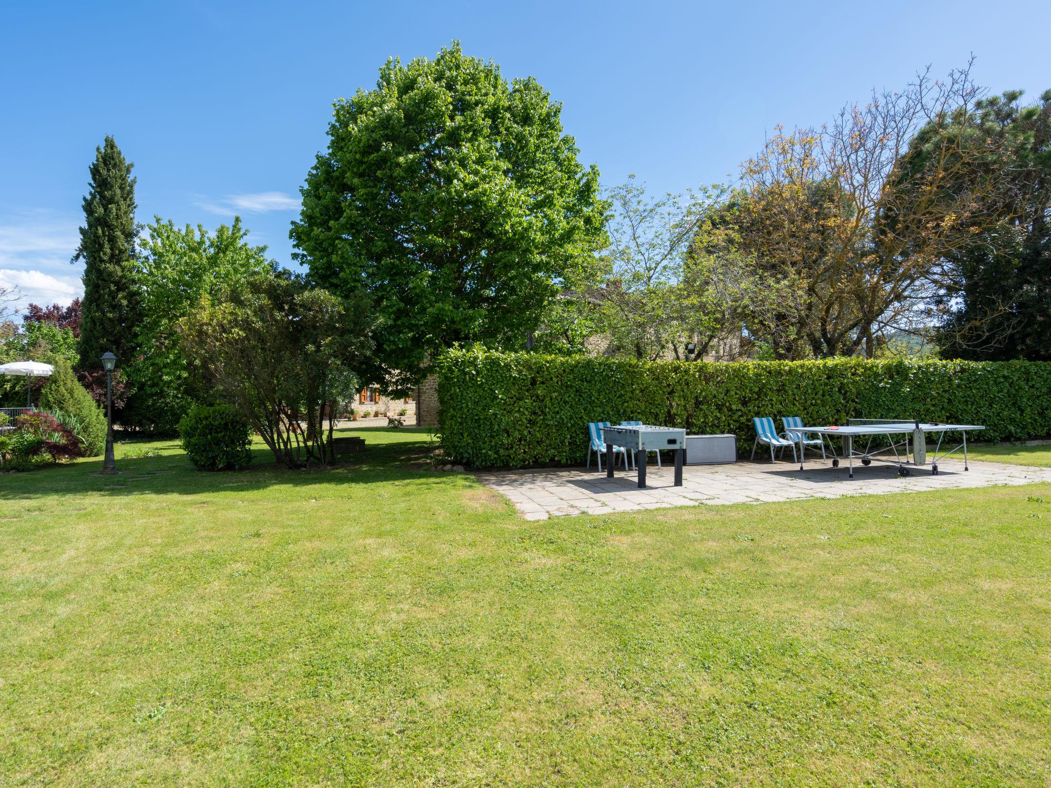 Foto 47 - Casa con 5 camere da letto a Civitella in Val di Chiana con piscina privata e giardino