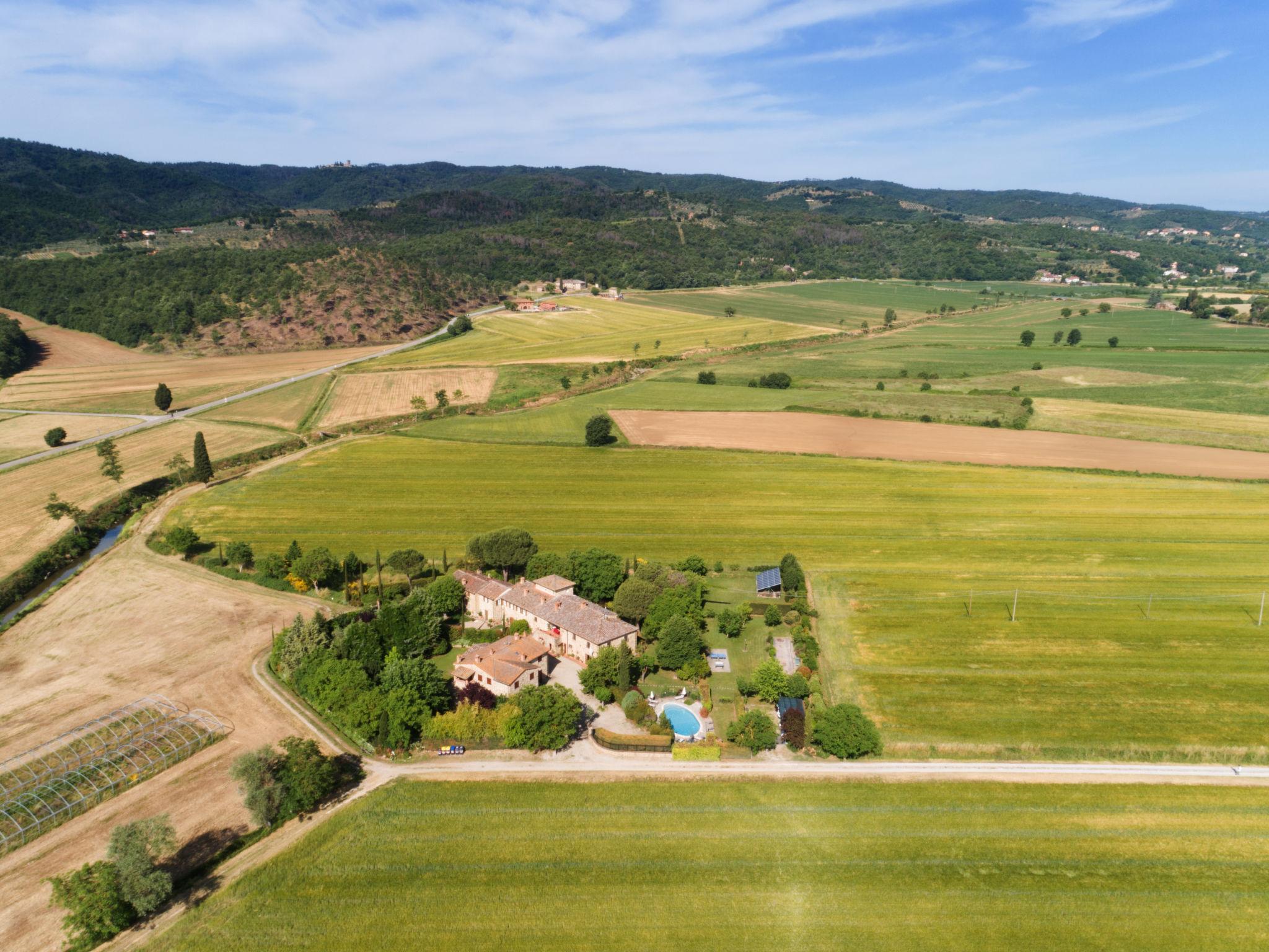 Foto 50 - Haus mit 5 Schlafzimmern in Civitella in Val di Chiana mit privater pool und garten