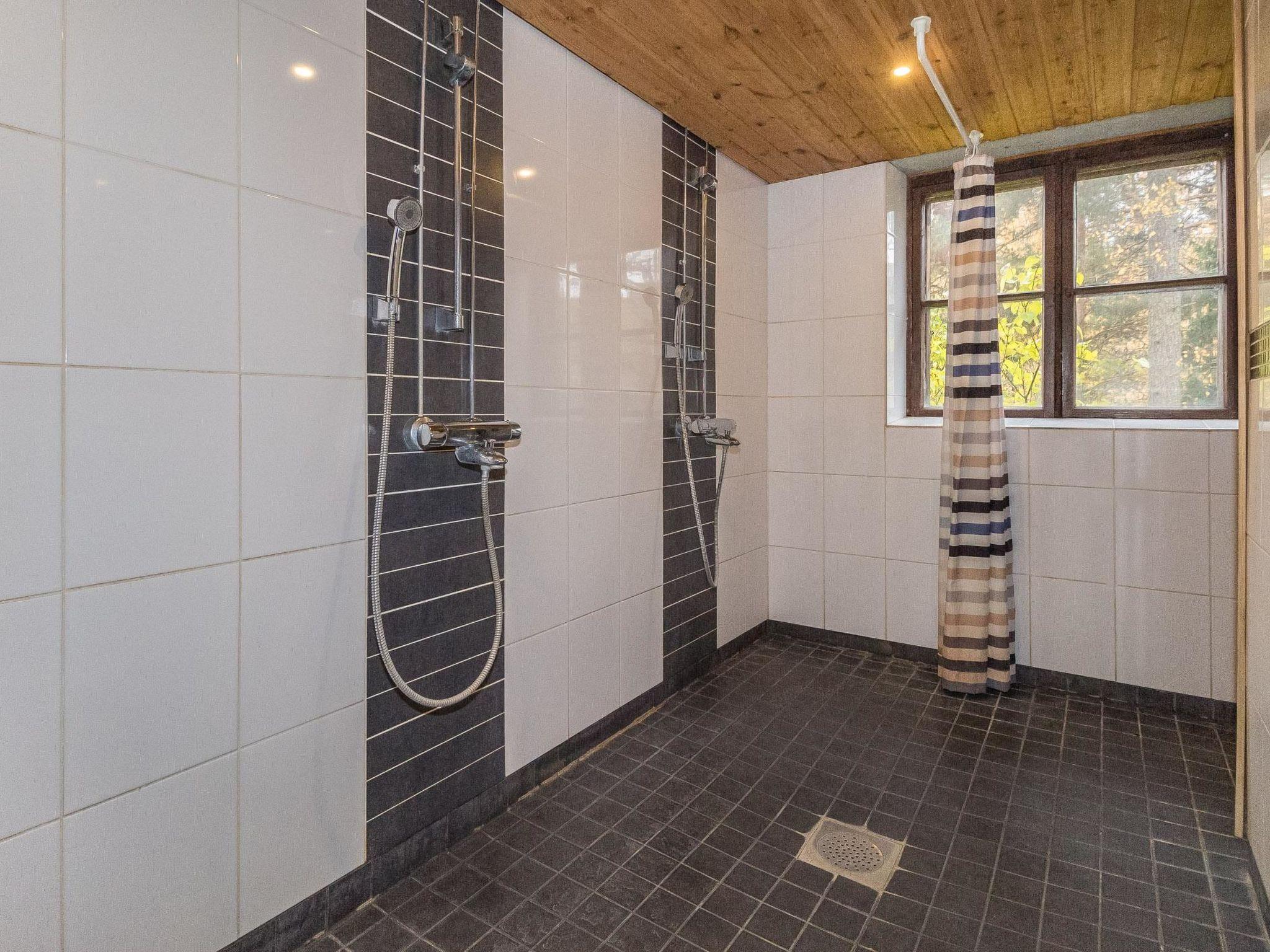 Foto 20 - Haus mit 3 Schlafzimmern in Lohja mit sauna
