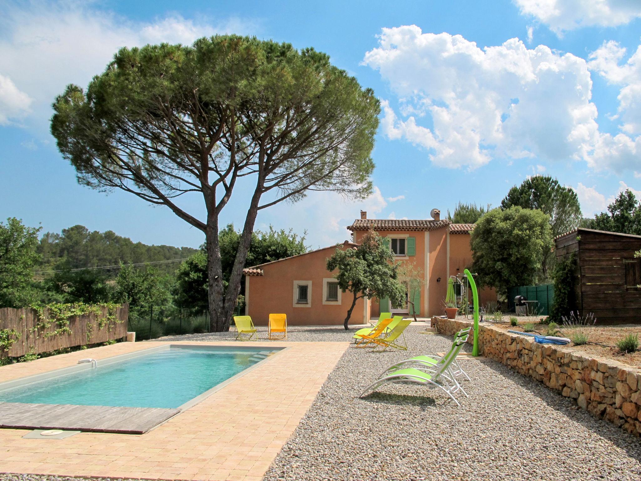 Foto 1 - Casa de 3 habitaciones en Carcès con piscina privada y jardín