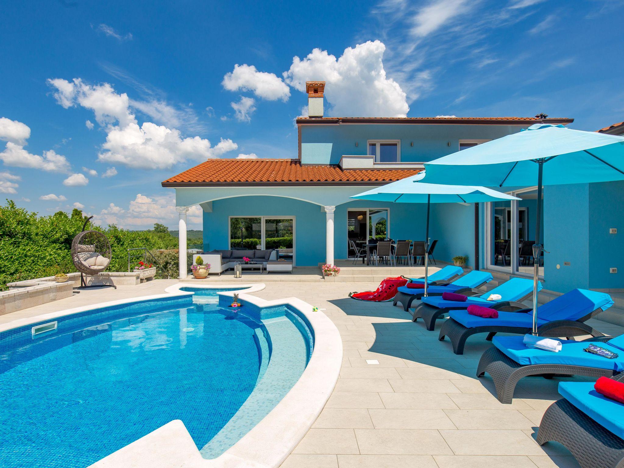 Foto 6 - Casa de 4 habitaciones en Labin con piscina privada y vistas al mar