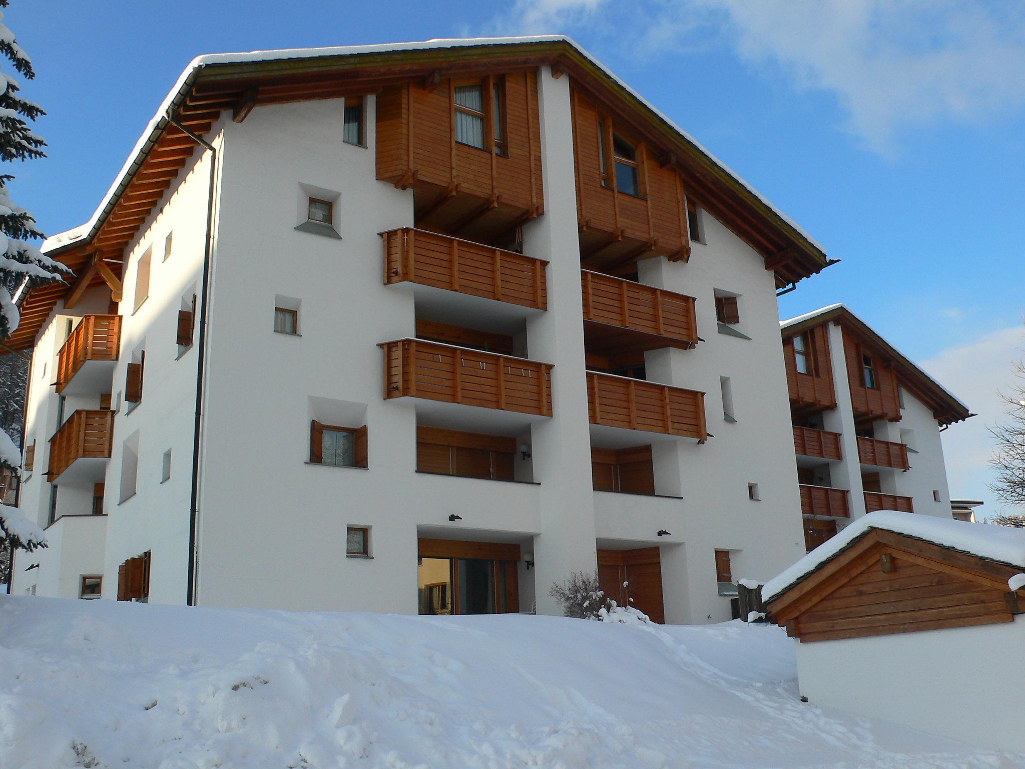 Foto 29 - Appartamento con 1 camera da letto a Sankt Moritz con vista sulle montagne