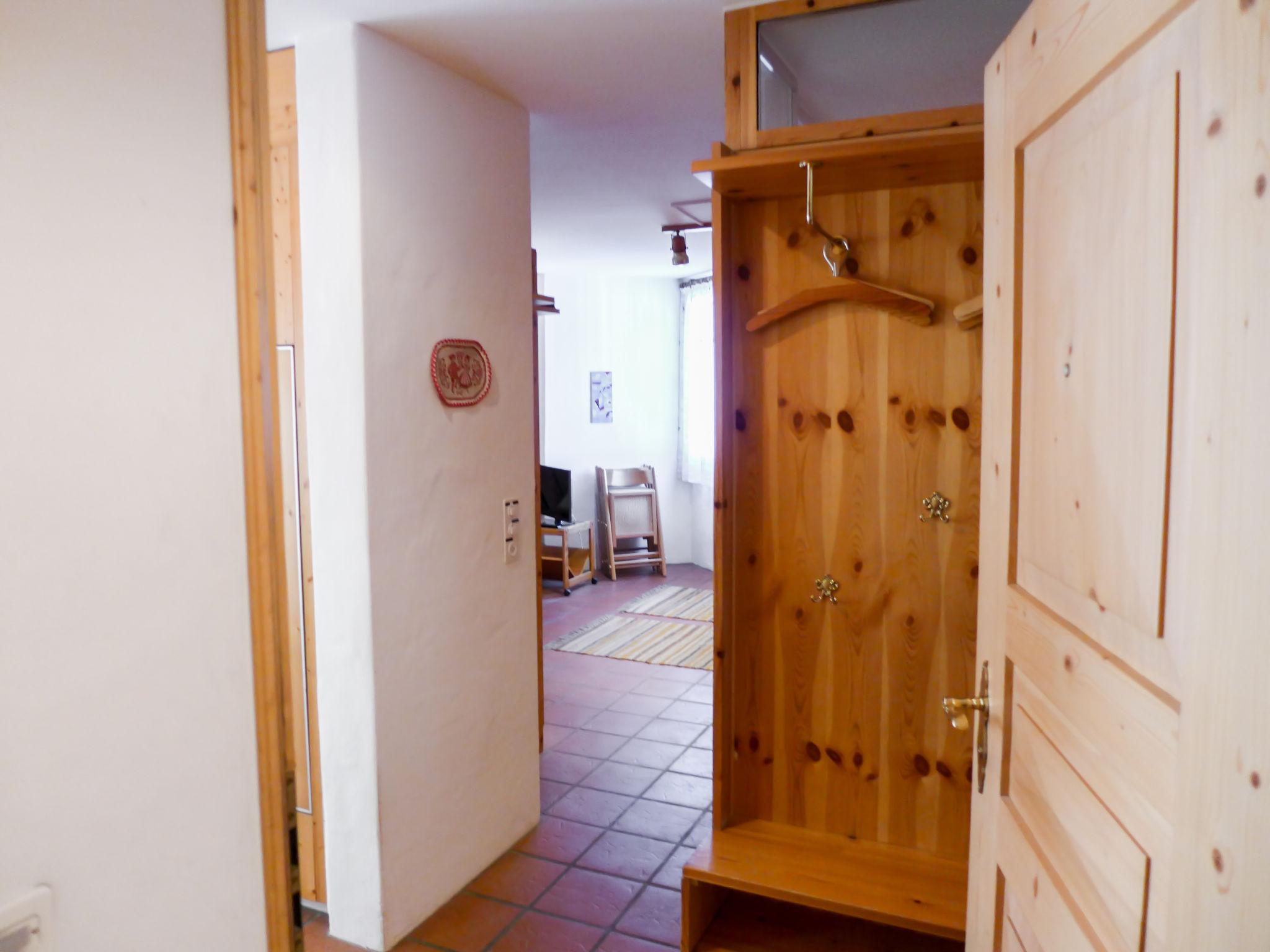 Photo 19 - 1 bedroom Apartment in Sankt Moritz with garden