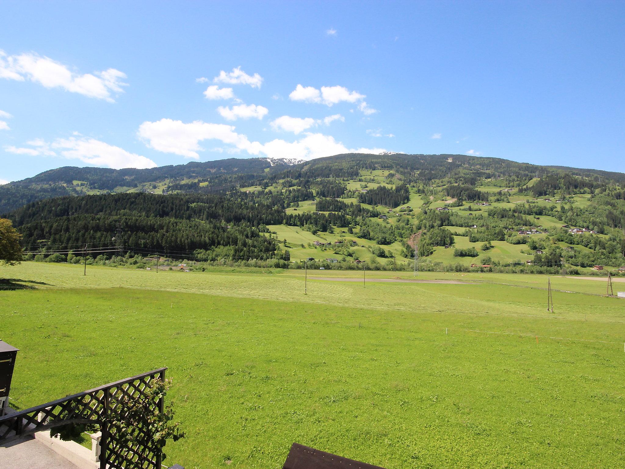 Foto 11 - Apartamento de 3 quartos em Stumm com jardim e vista para a montanha