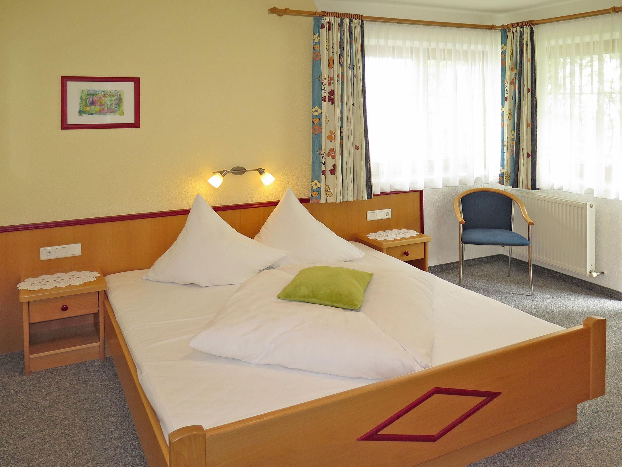 Foto 5 - Appartamento con 3 camere da letto a Aschau im Zillertal con giardino e terrazza