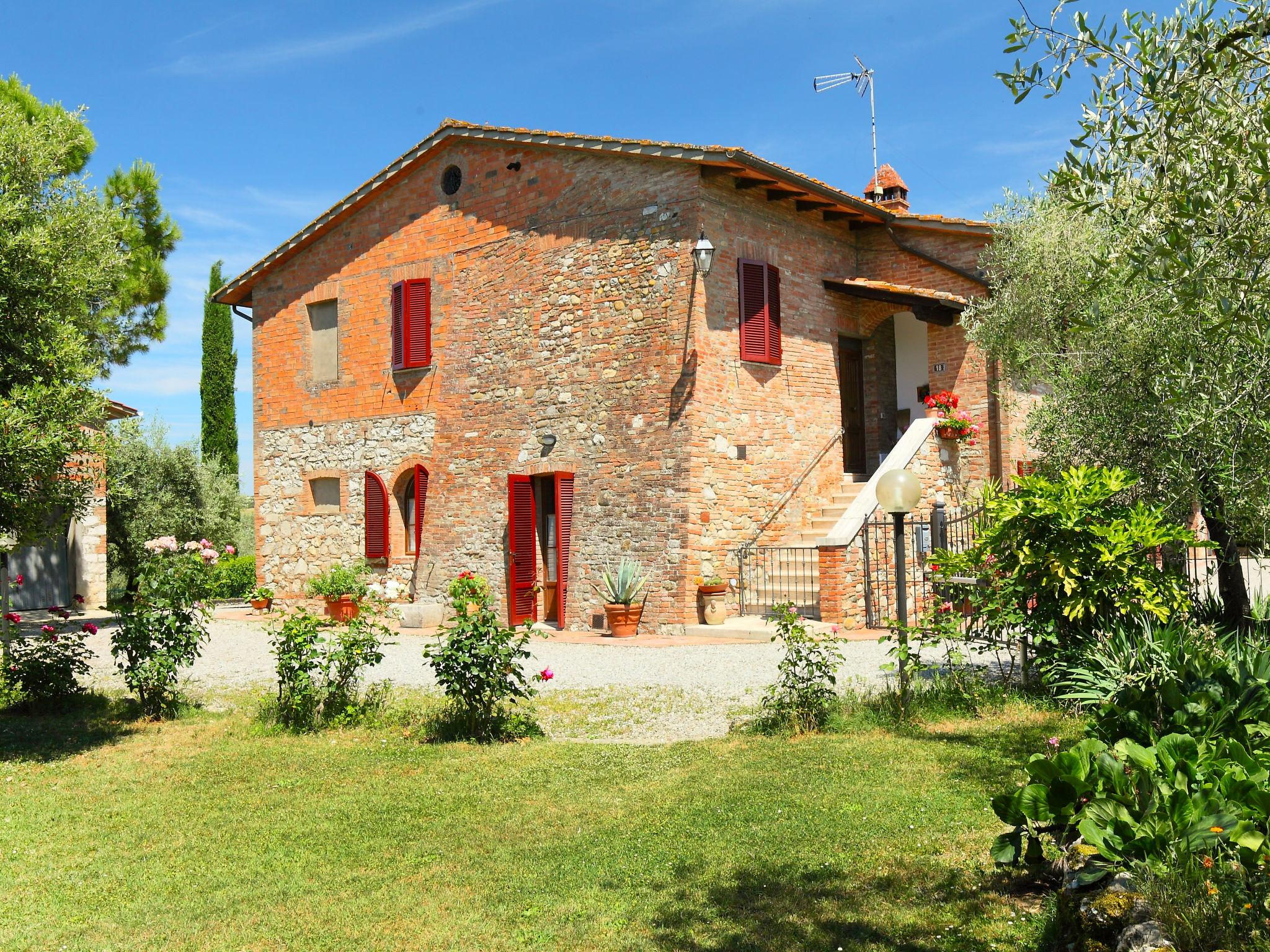 Foto 18 - Appartamento con 2 camere da letto a Castelnuovo Berardenga con giardino