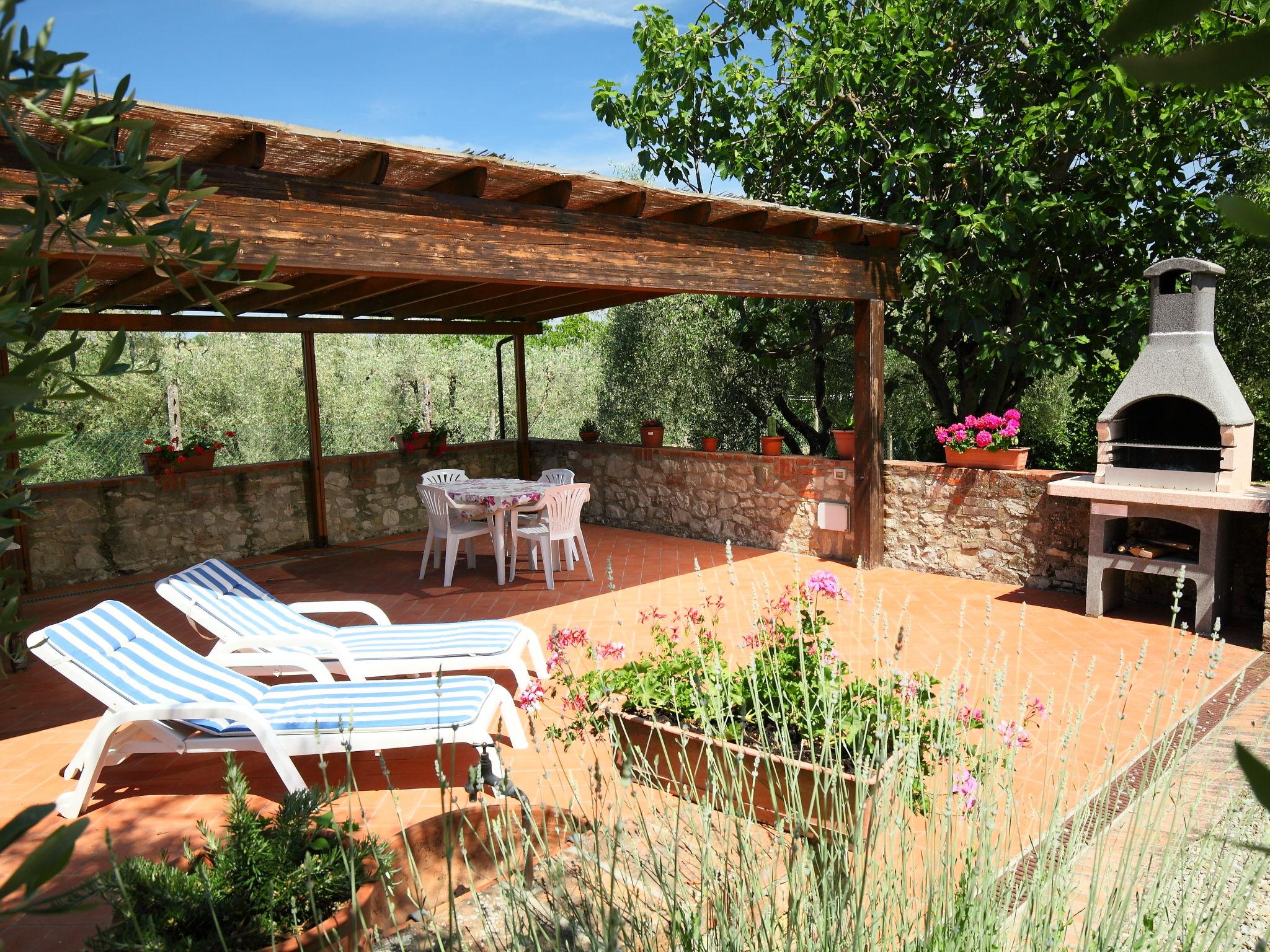 Photo 2 - Appartement de 2 chambres à Castelnuovo Berardenga avec jardin