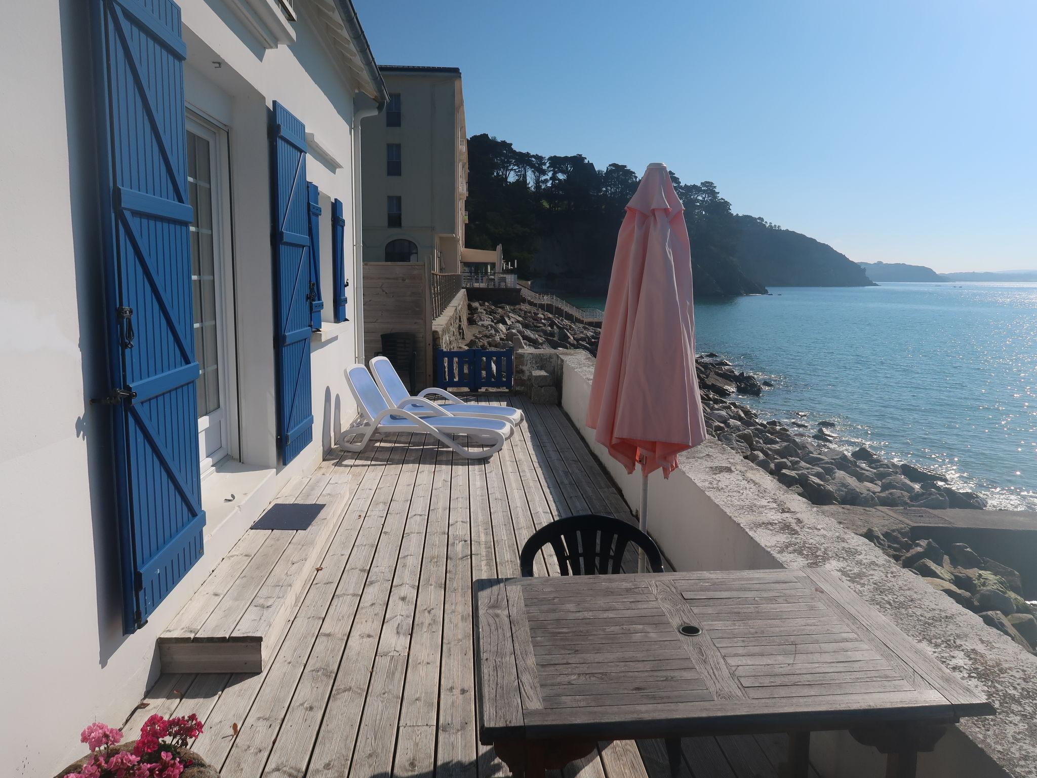 Photo 2 - Maison de 2 chambres à Crozon avec terrasse et vues à la mer