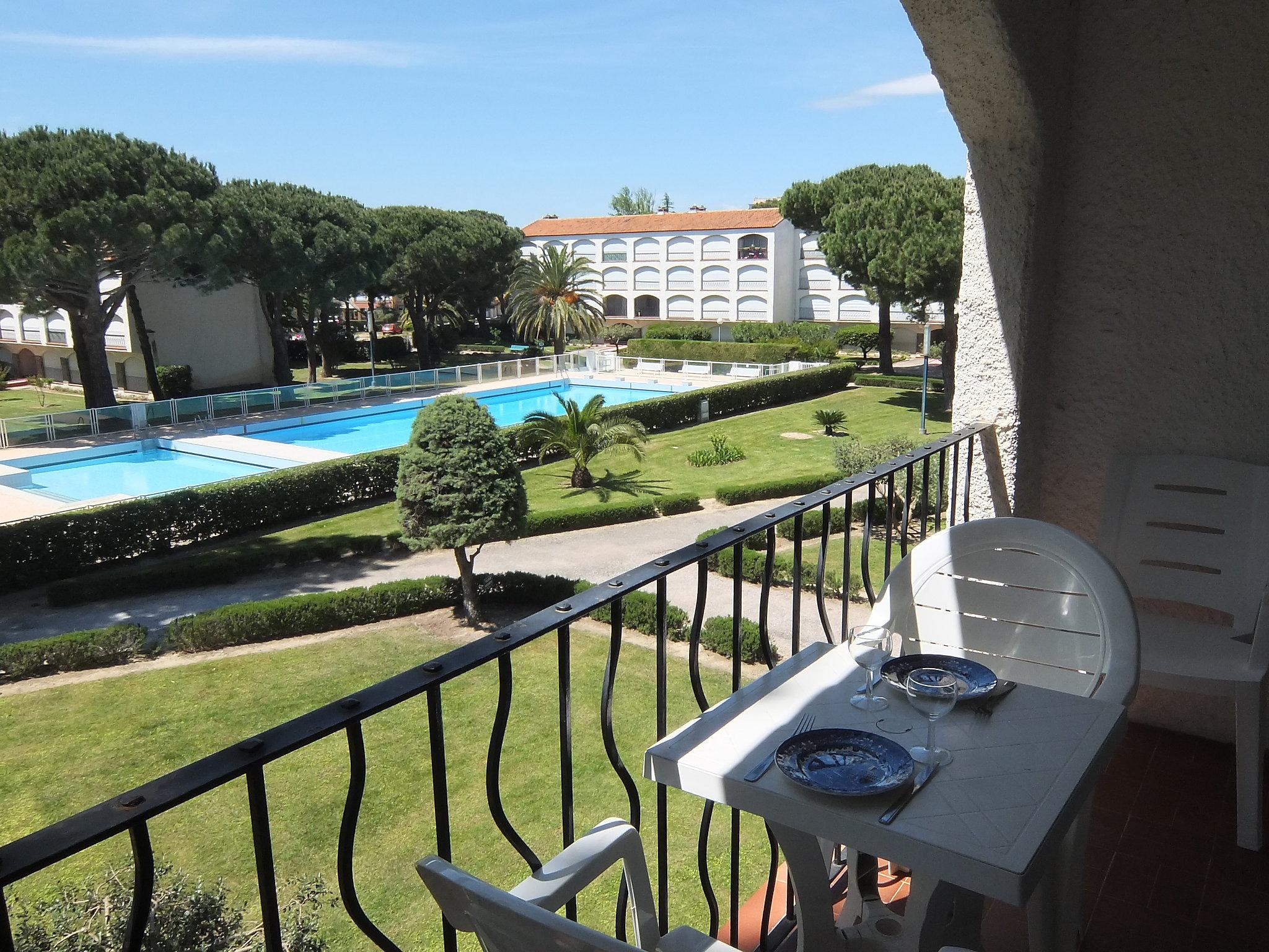 Foto 20 - Appartamento con 1 camera da letto a Argelès-sur-Mer con piscina e vista mare