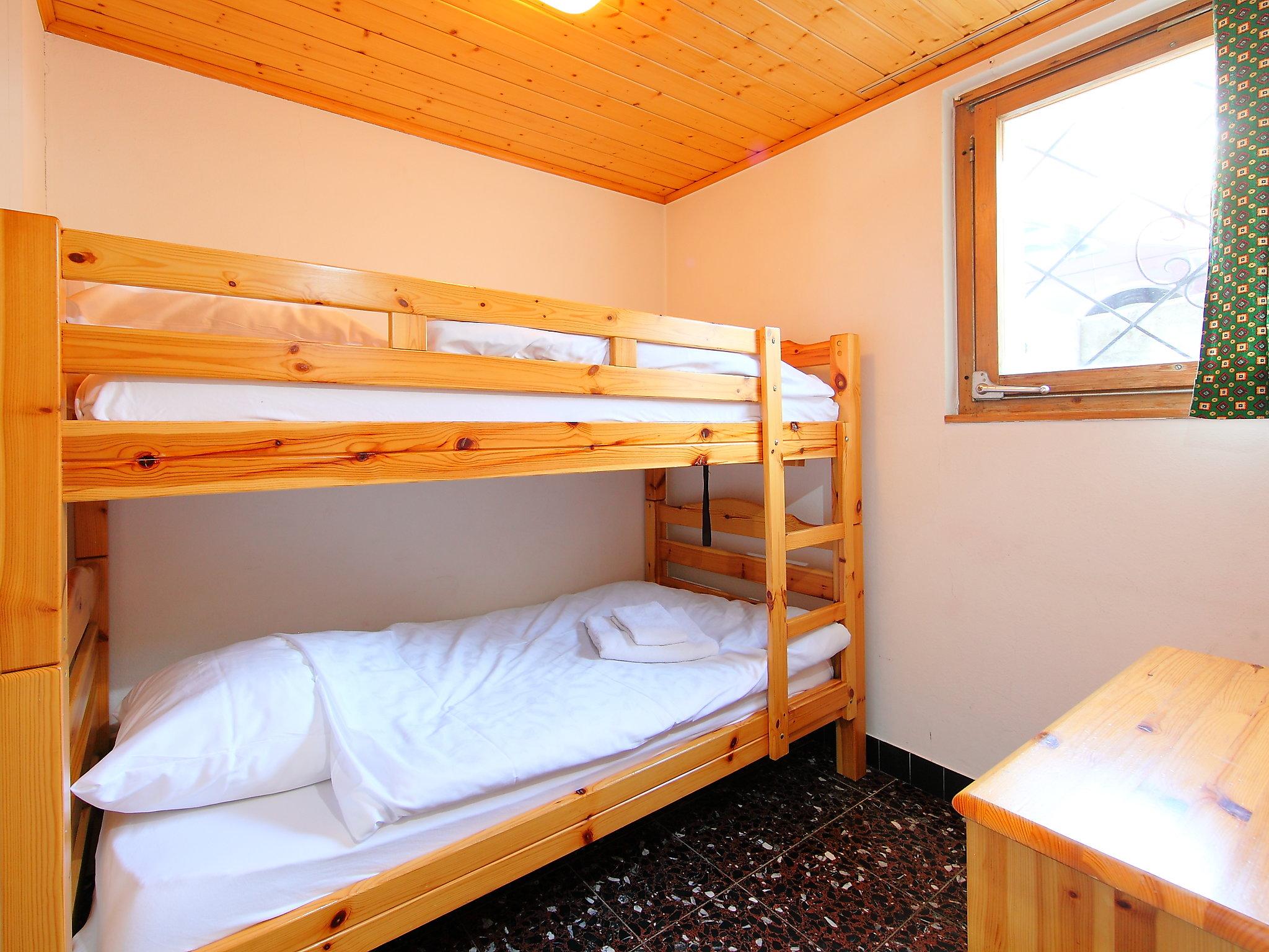 Foto 7 - Apartment mit 3 Schlafzimmern in Val de Bagnes mit blick auf die berge
