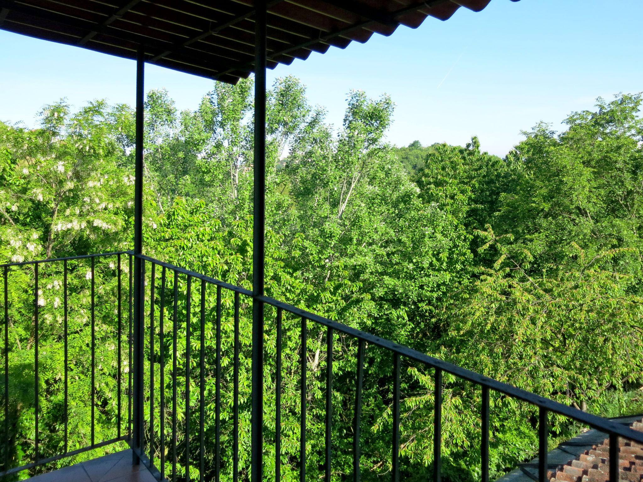 Foto 11 - Apartamento de 2 habitaciones en Rocca d'Arazzo con jardín y terraza