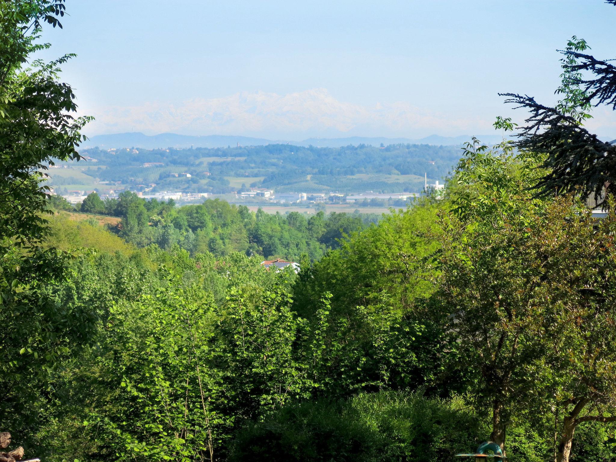 Photo 22 - 2 bedroom Apartment in Rocca d'Arazzo with garden and terrace