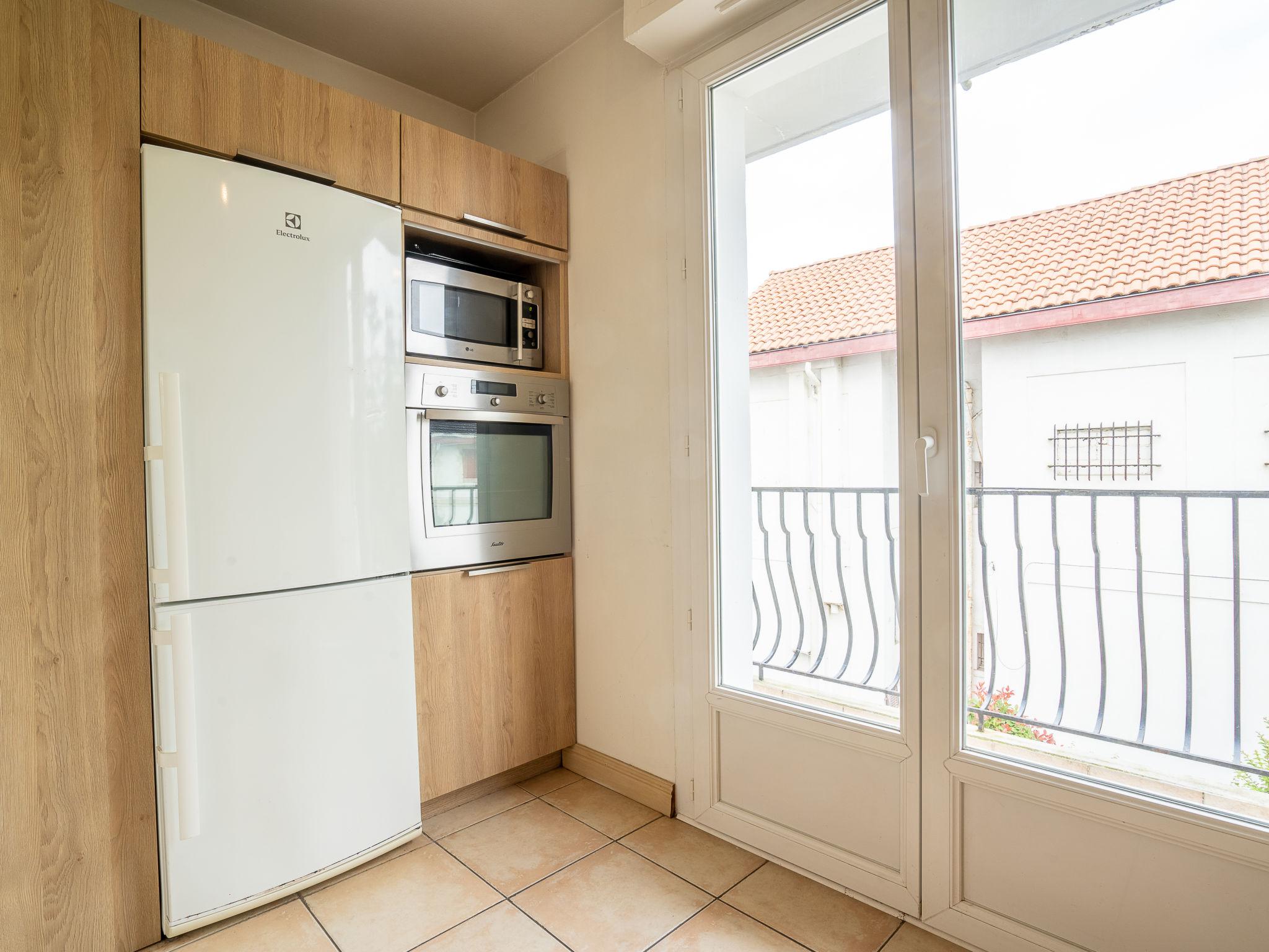 Photo 10 - 1 bedroom Apartment in Anglet with sea view