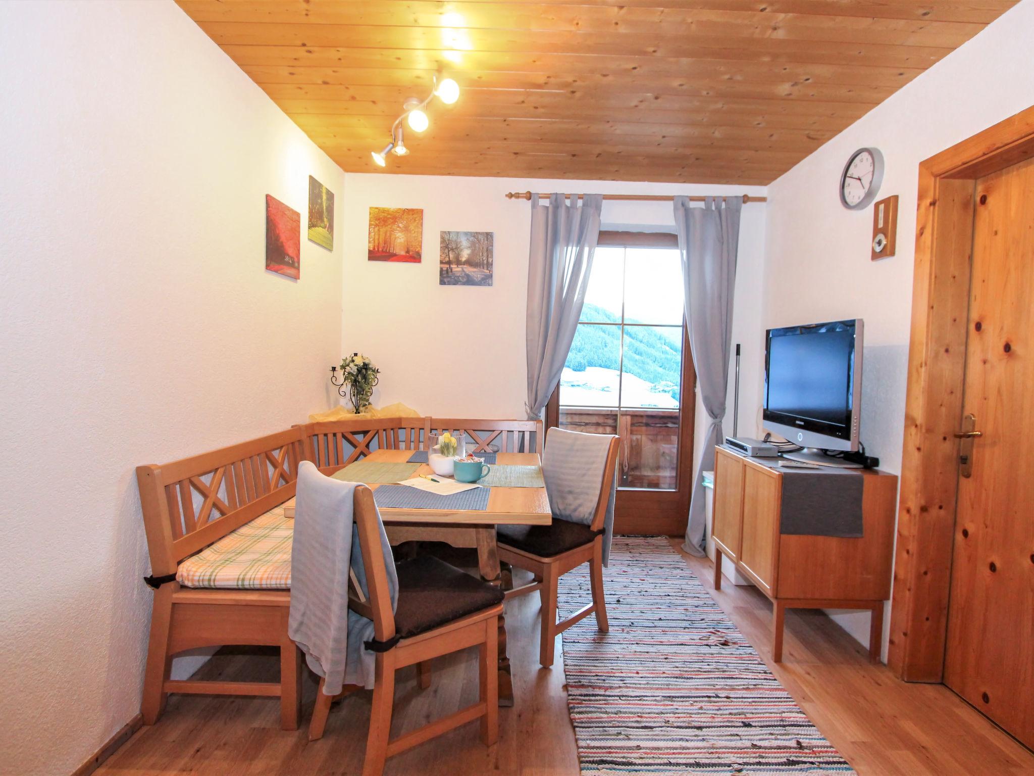 Photo 12 - 2 bedroom Apartment in Gerlosberg with mountain view