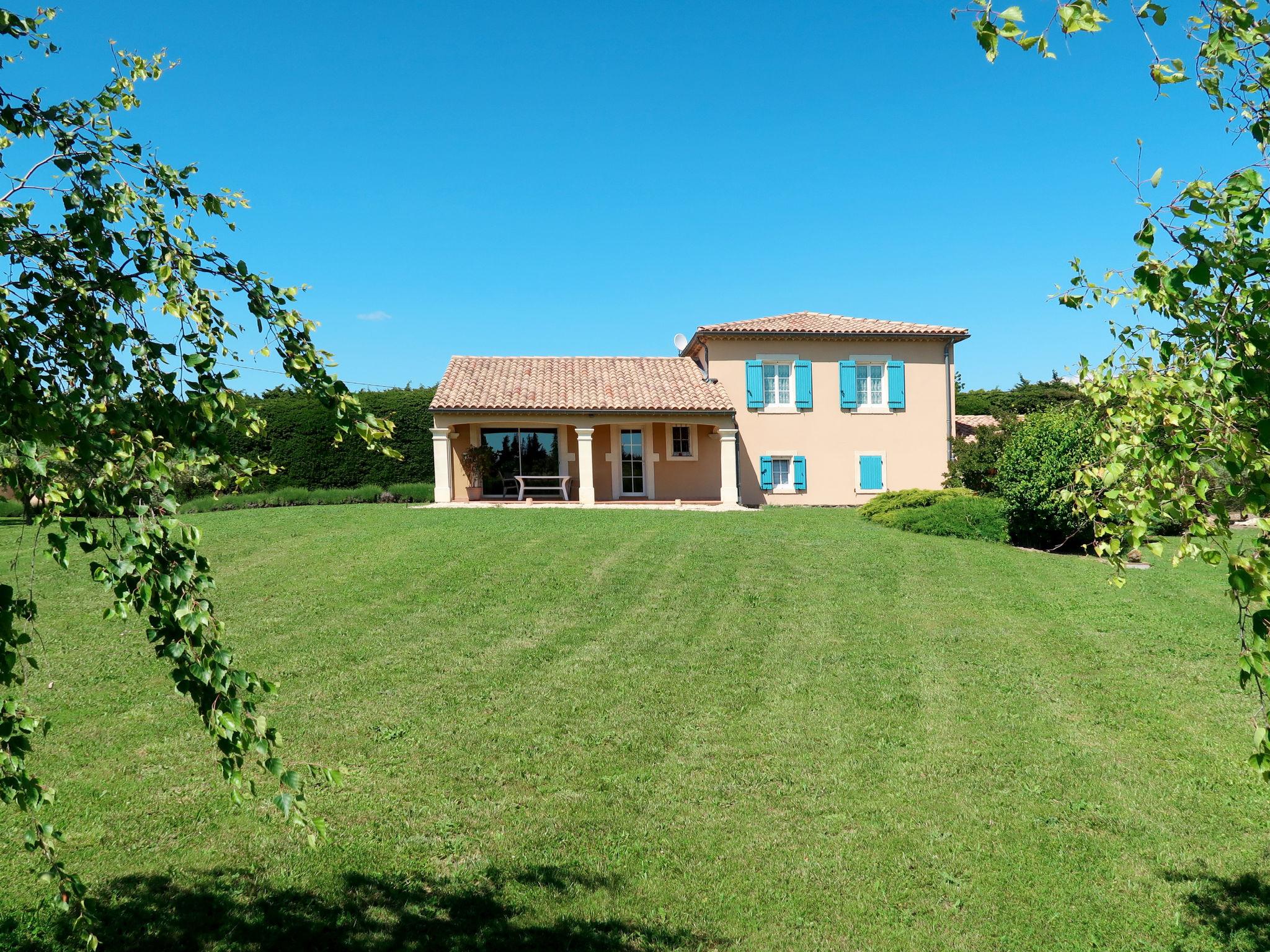 Foto 18 - Casa con 4 camere da letto a Valréas con giardino e terrazza