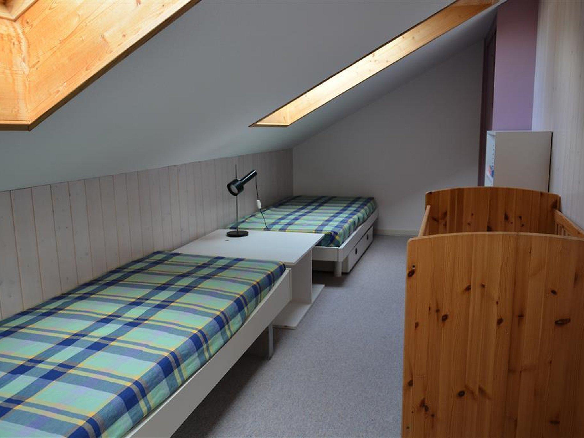 Photo 15 - 1 bedroom Apartment in Saanen