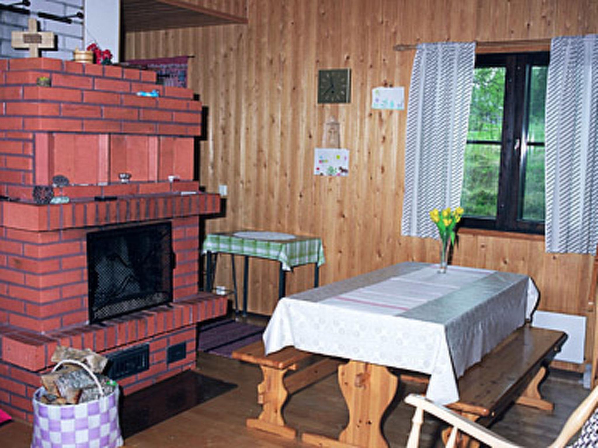 Foto 10 - Casa de 2 quartos em Hyrynsalmi com sauna