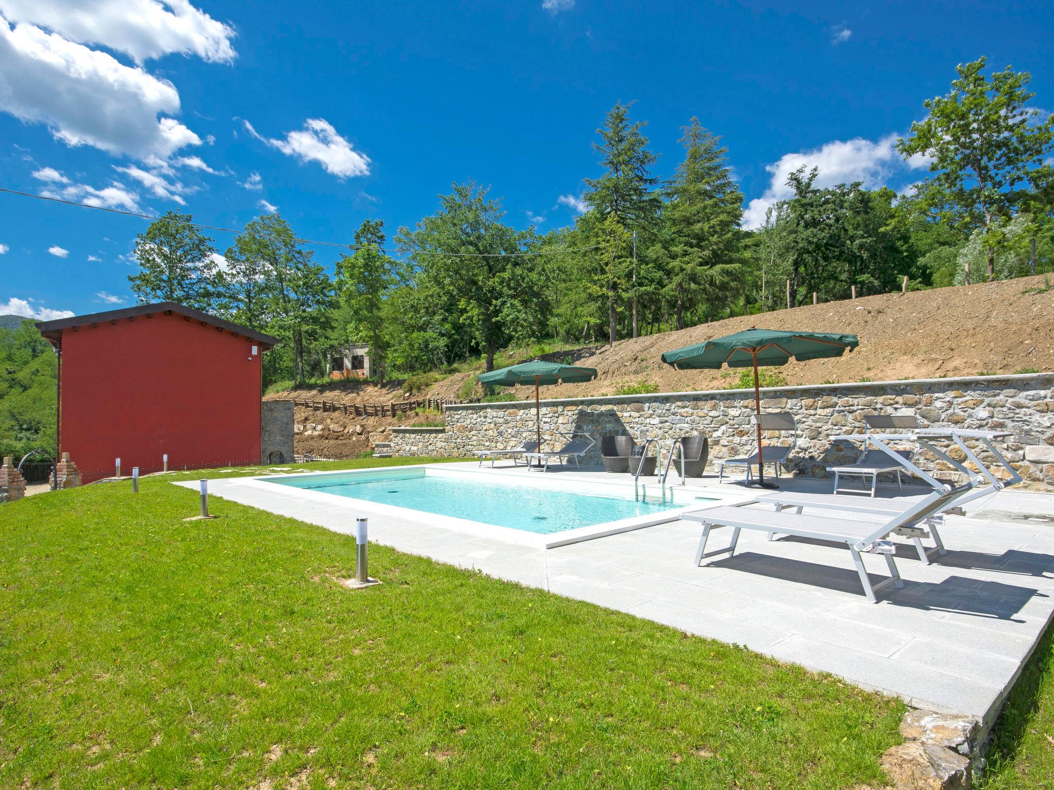 Foto 11 - Casa en Tresana con piscina y jardín