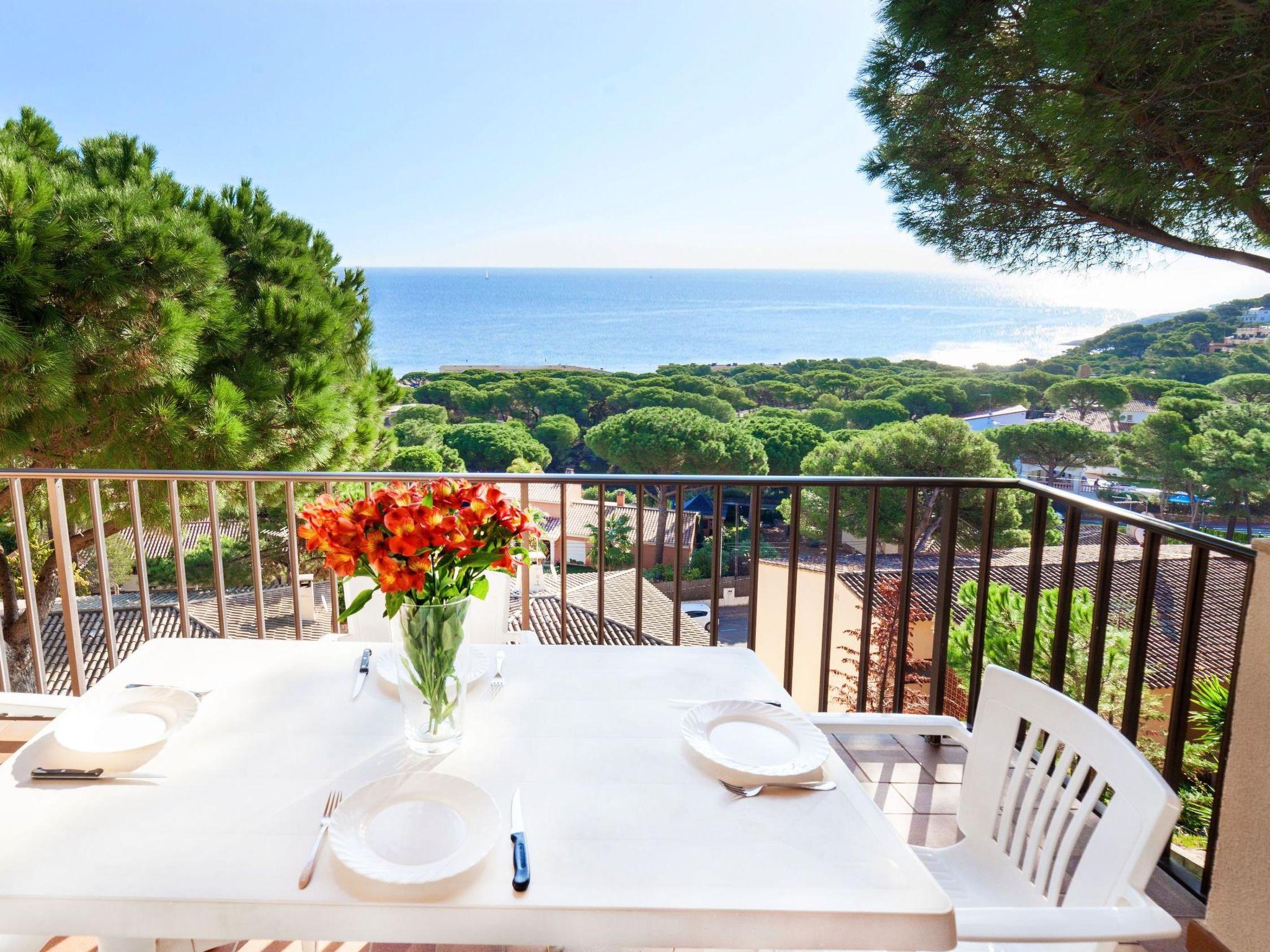 Photo 1 - Appartement de 2 chambres à Pals avec jardin et vues à la mer