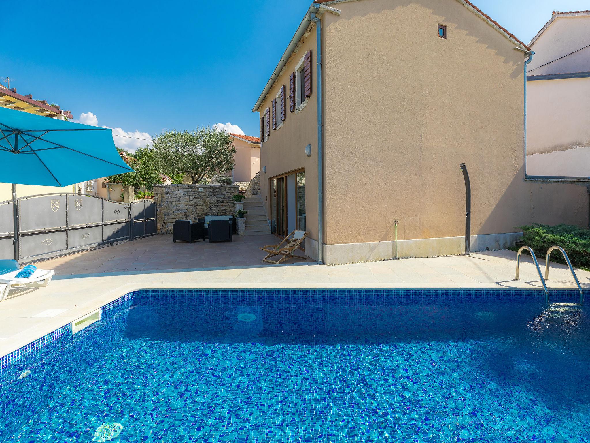 Foto 41 - Casa con 3 camere da letto a Sveti Petar u Šumi con piscina privata e vista mare