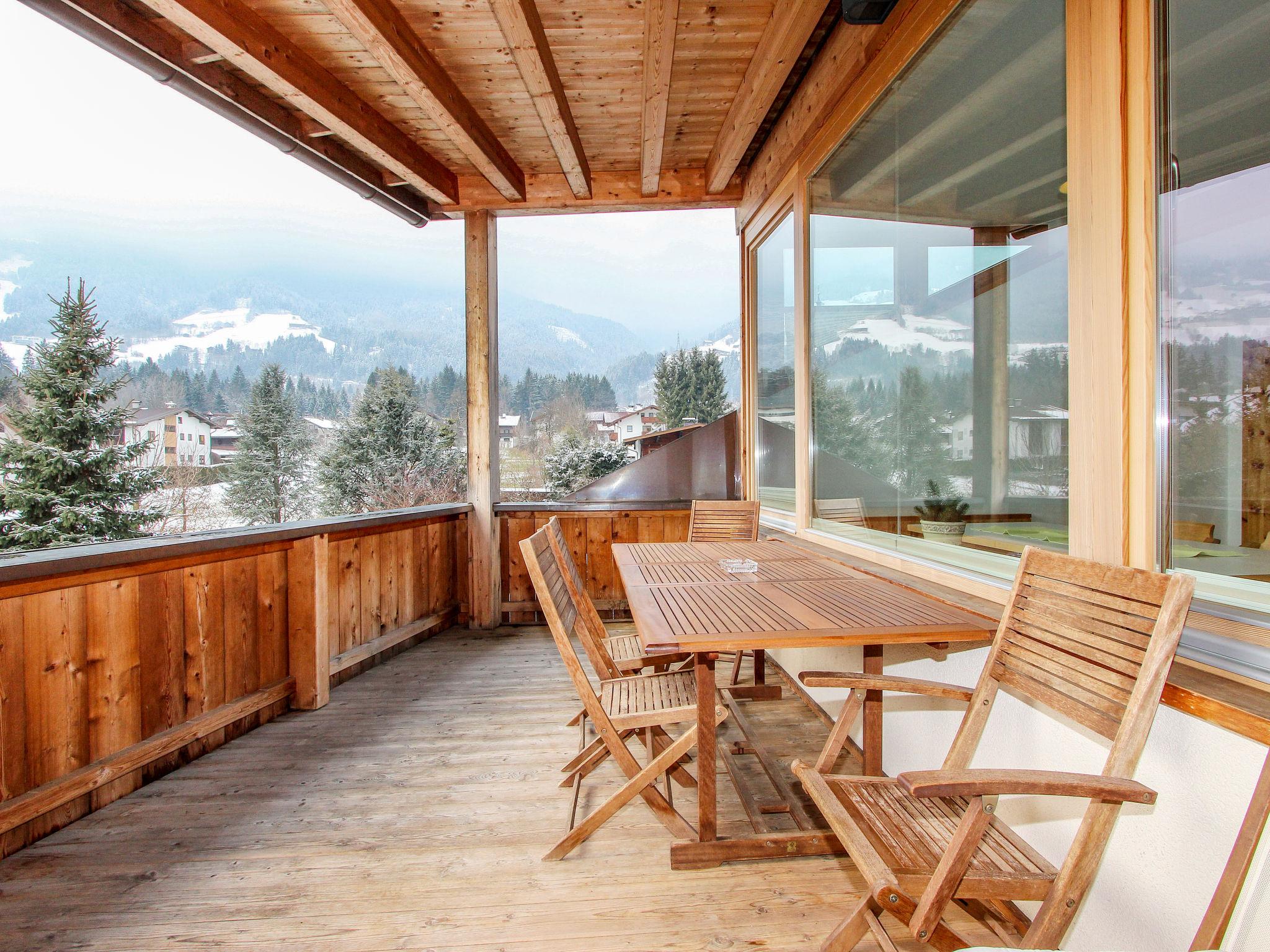 Photo 36 - Appartement de 4 chambres à Ried im Zillertal avec jardin et terrasse