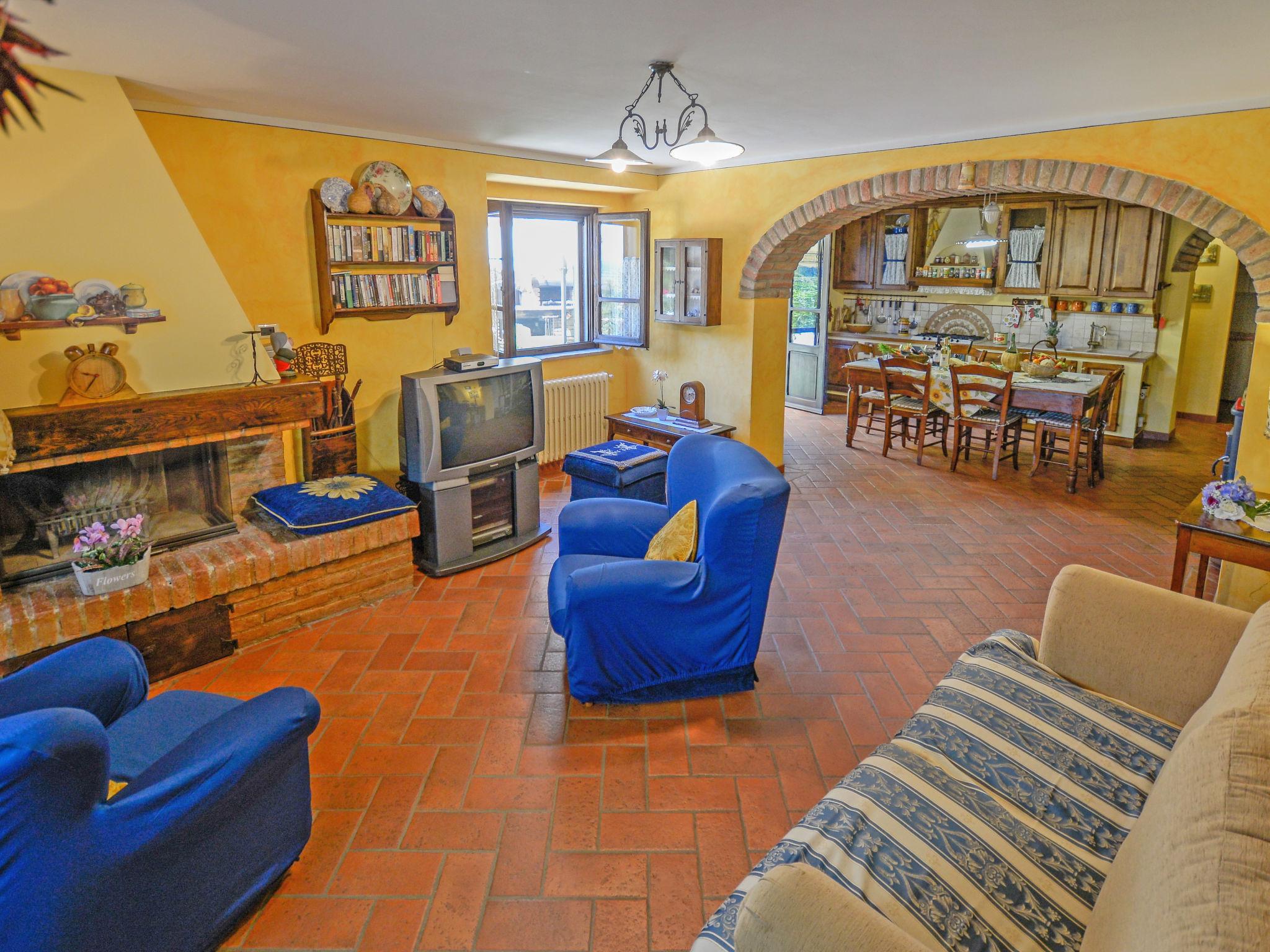 Photo 9 - 6 bedroom House in Cortona with private pool and garden