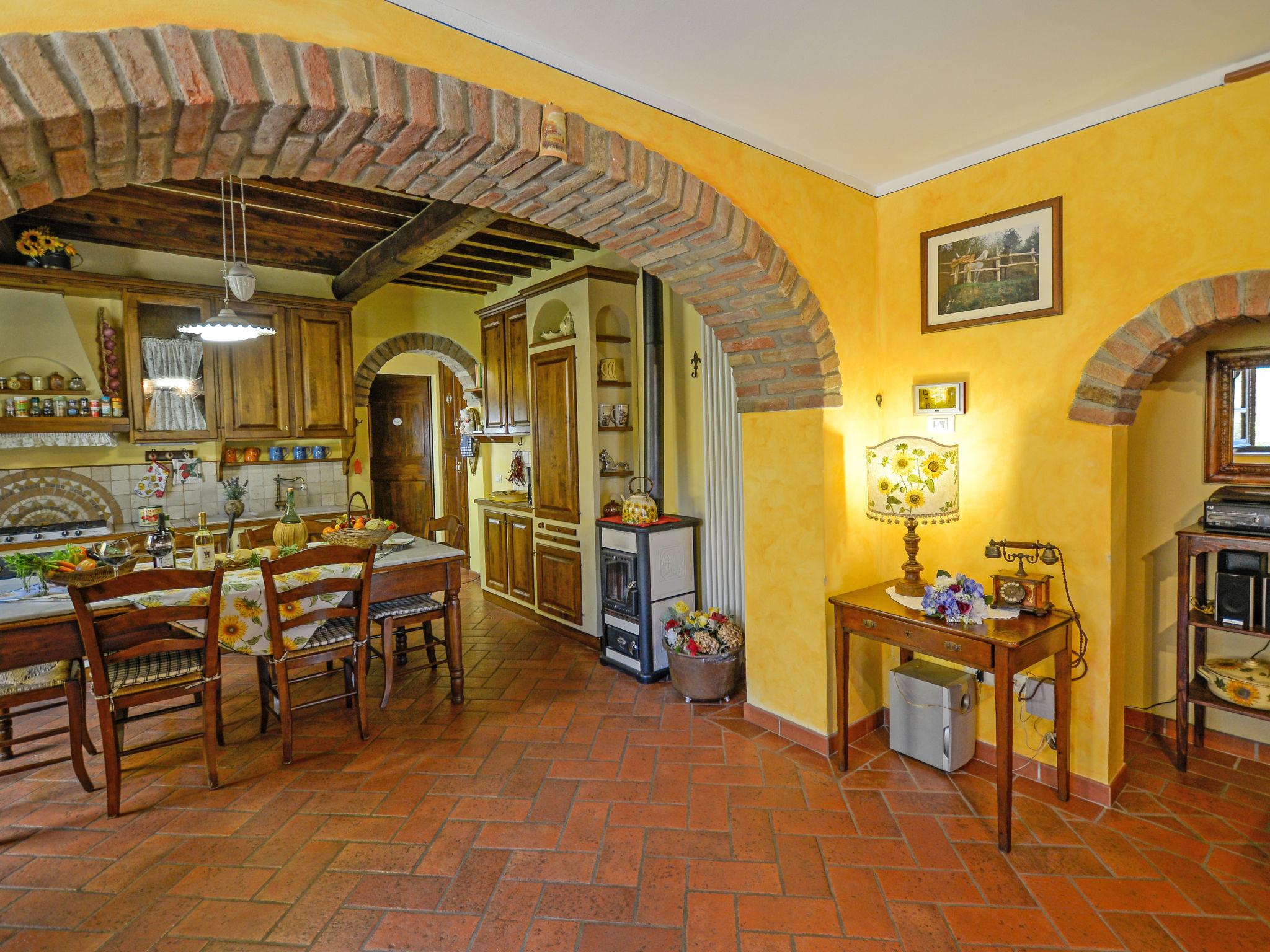 Photo 12 - 6 bedroom House in Cortona with private pool and garden