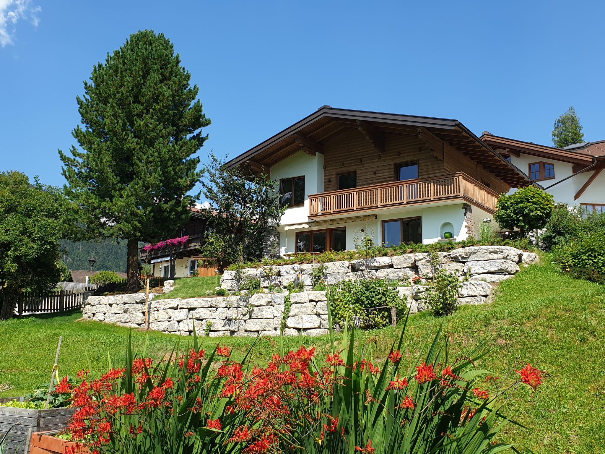 Foto 1 - Casa de 4 habitaciones en Eben im Pongau con terraza y vistas a la montaña