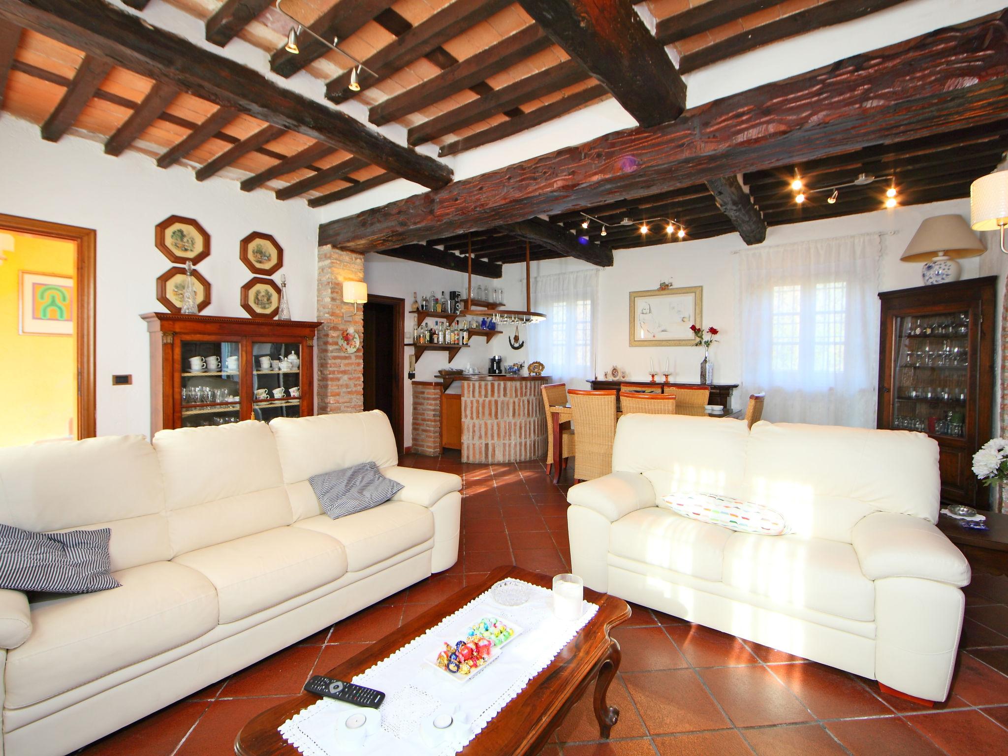 Photo 14 - 4 bedroom House in Massarosa with private pool and garden